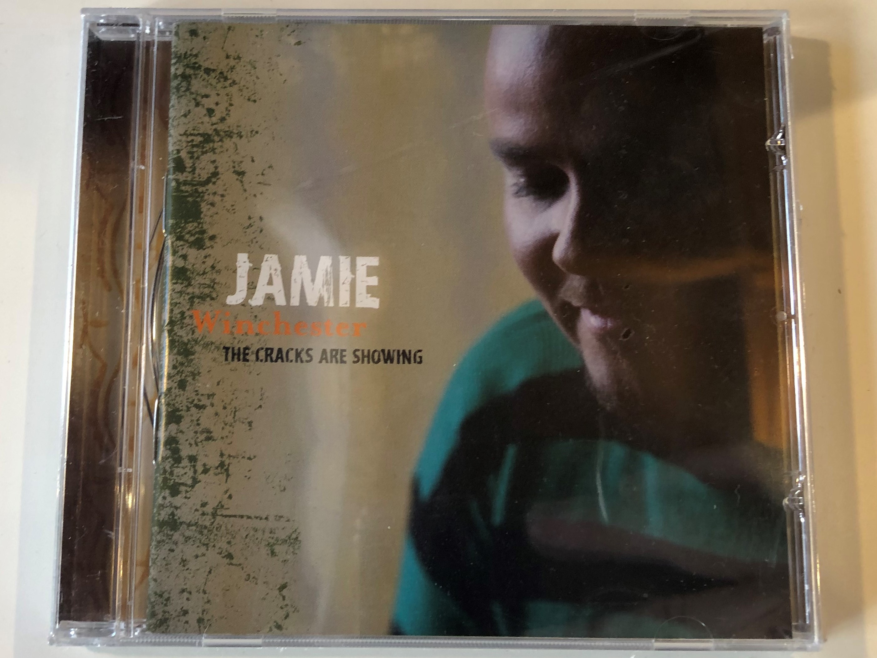 jamie-winchester-the-cracks-are-showing-label360-audio-cd-2009-5999558010065-1-.jpg