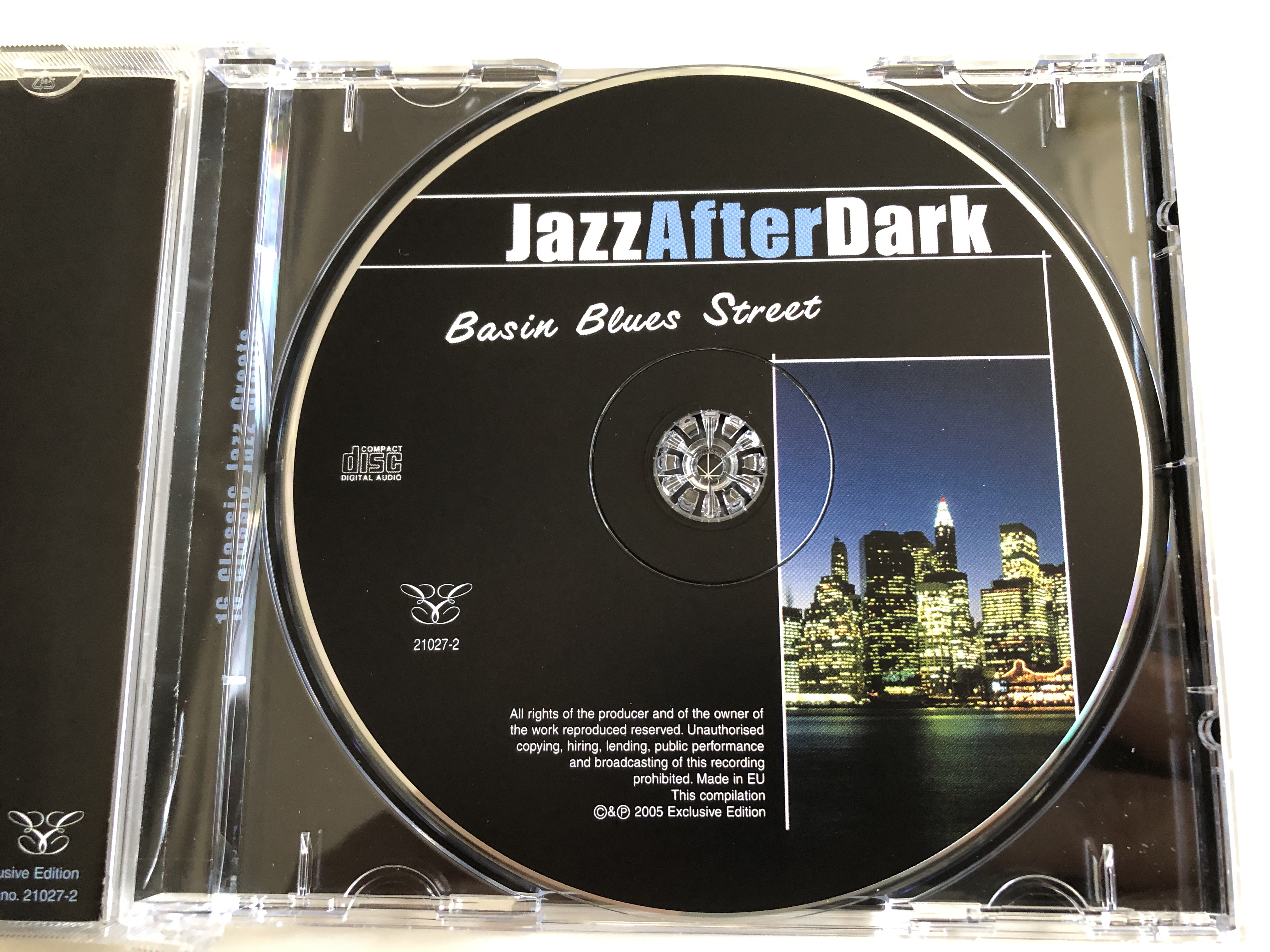 jazz-after-dark-basin-street-blues-get-happy-round-midnight-ring-dem-bells-scuttlebutt-northwest-passage-blue-juice-and-many-more-exclusive-edition-audio-cd-2005-21027-2-3-.jpg