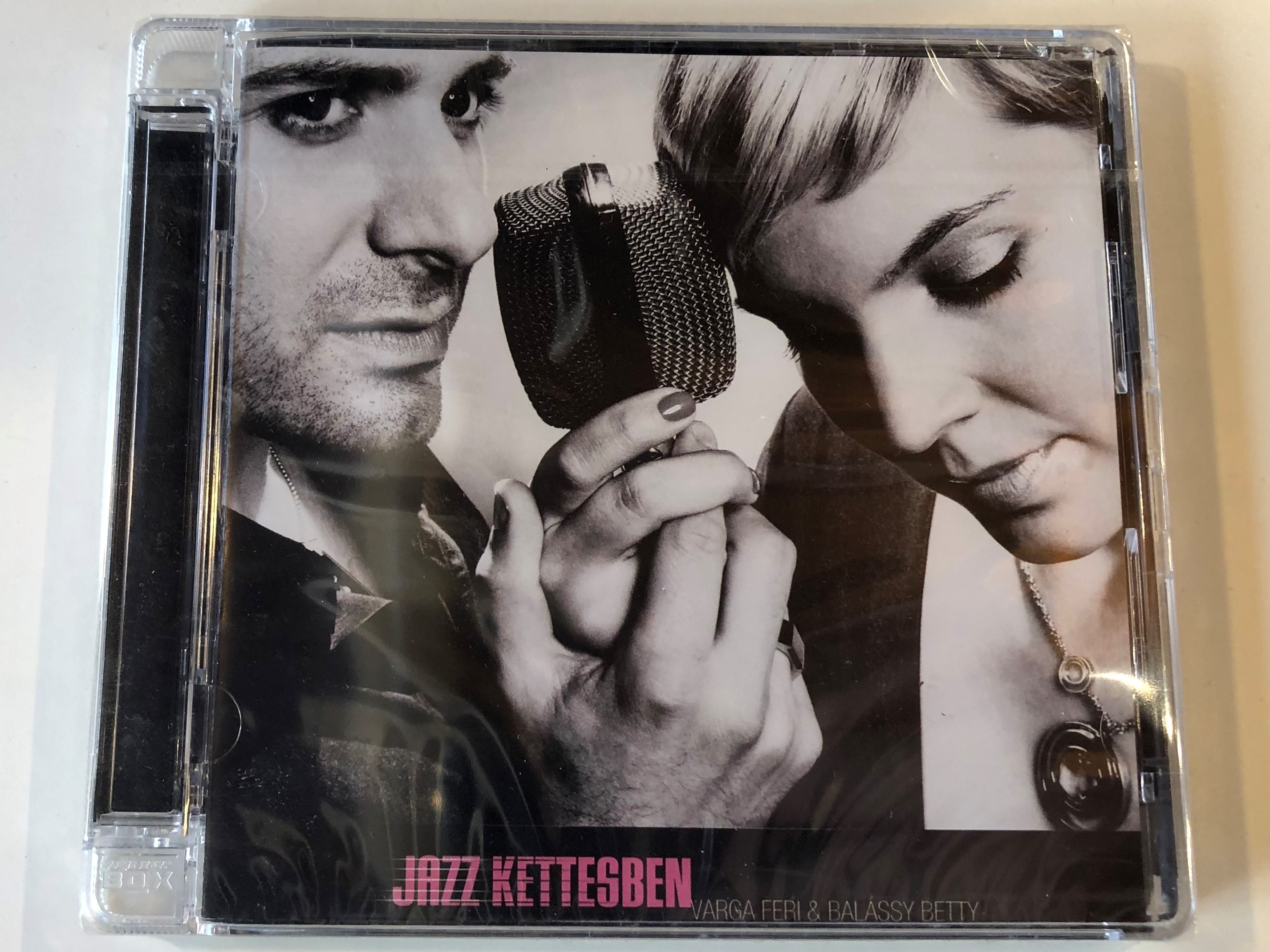 jazz-kettesben-varga-feri-bal-ssy-betty-magneoton-audio-cd-2009-5186-54354-2-1-.jpg