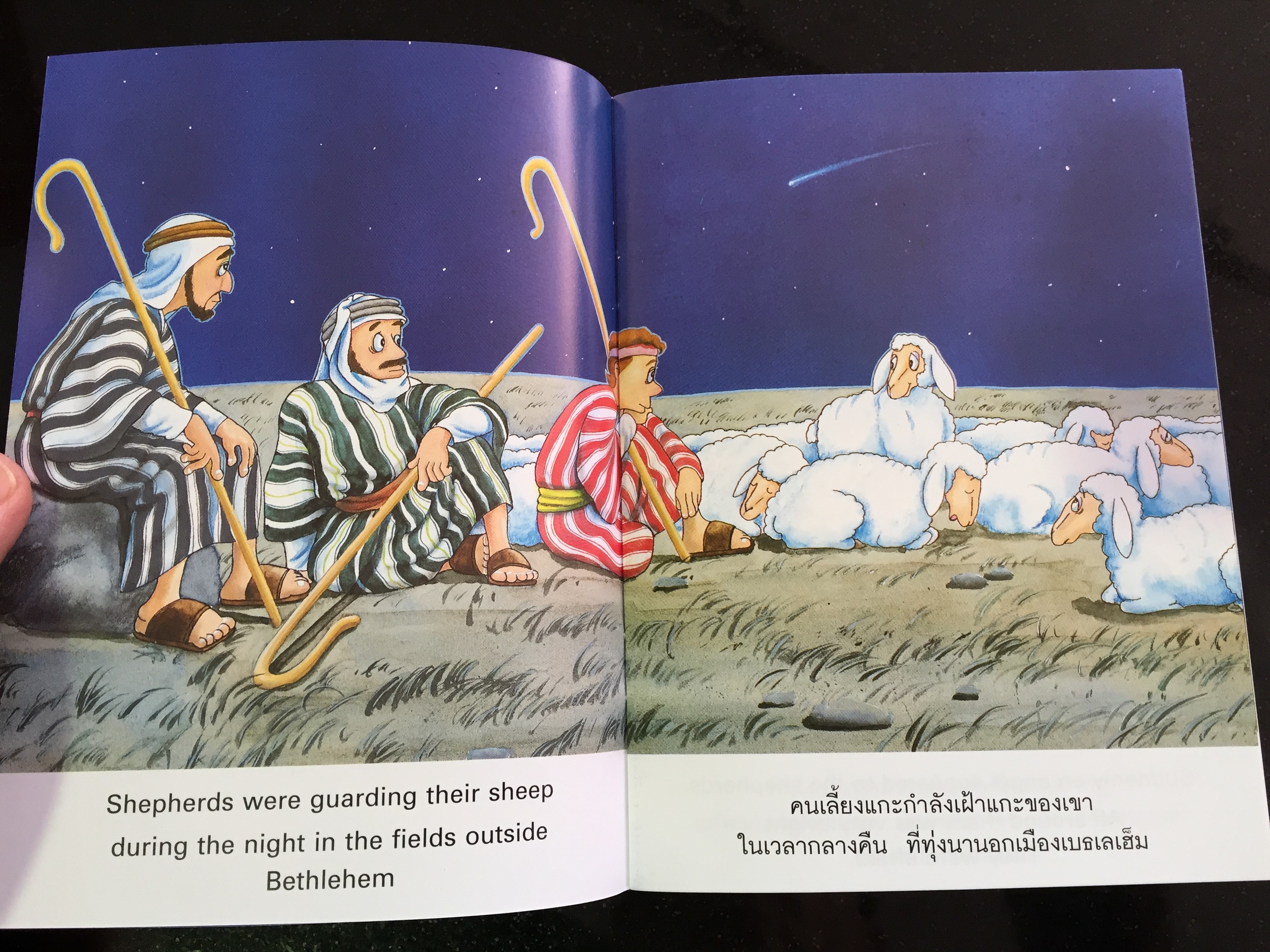 jesus-is-born-thai-english-bible-storybook-for-children-5-.jpg
