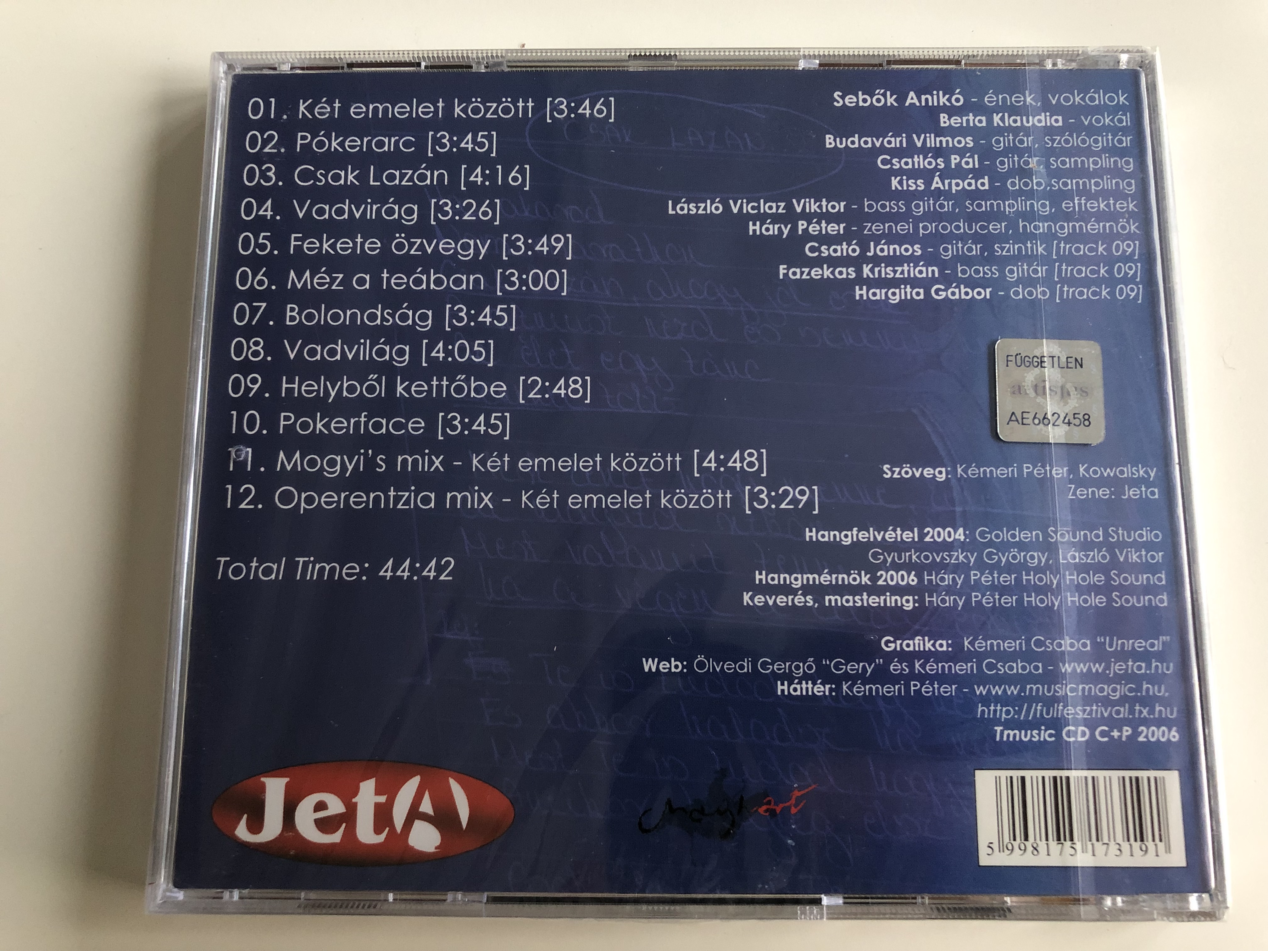 jeta-k-t-emelet-k-z-tt-csak-laz-n-vadvir-g-fekete-zvegy-m-z-a-te-ban-helyb-l-kett-be-operentzia-mix-audio-cd-2004-2-.jpg