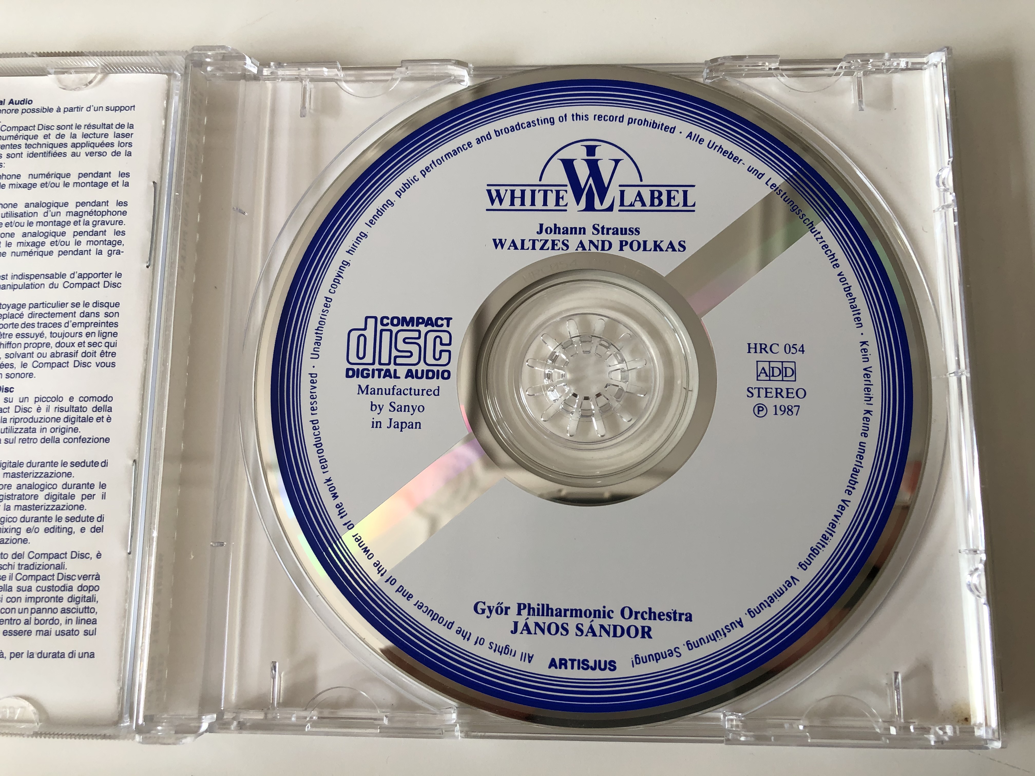 johann-strauss-radetzkymarsch-pizzicato-polka-kaiserwalzer-fr-hlingsstimmen-tik-tak-polka-janos-sandor-hungaroton-audio-cd-1987-stereo-hrc-054-5-.jpg