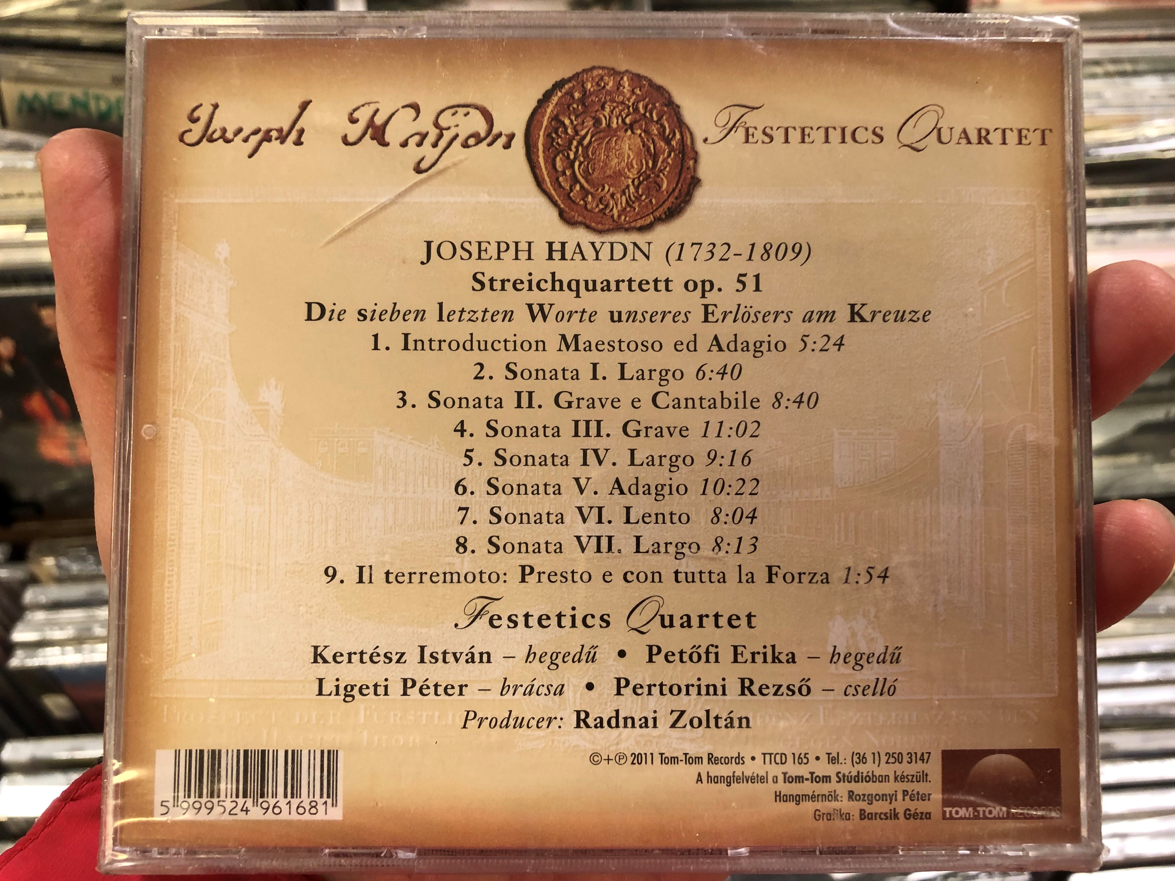 joseph-haydn-festetics-quartet-krisztus-het-szava-a-keresztfan-quartet-op.-51-die-sieben-letzen-worte-tom-tom-records-audio-cd-2011-ttcd-165-2-.jpg