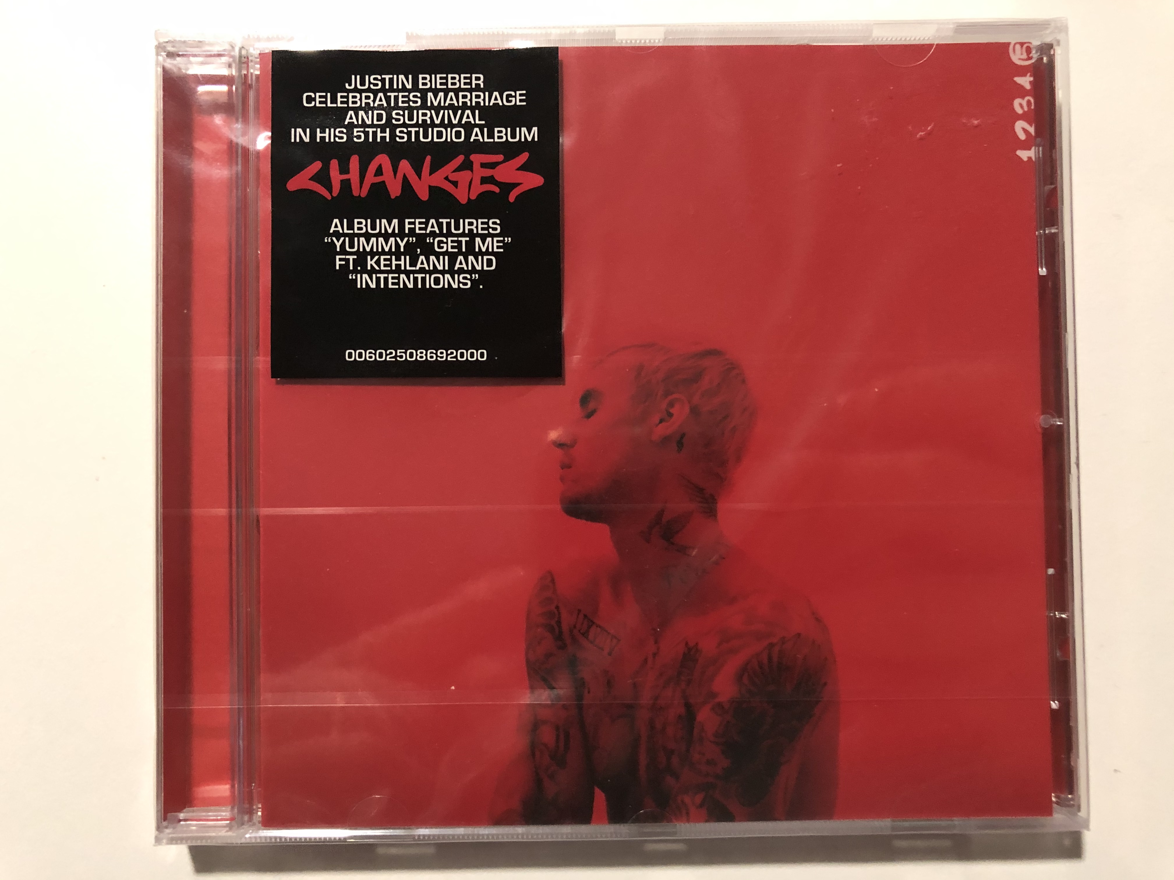 justin-bieber-celebrates-marriage-and-survival-in-his-5th-studio-album-changes-album-features-yummy-get-me-ft.-kehlani-and-intentions-def-jam-recordings-audio-cd-2020-006025-1-.jpg