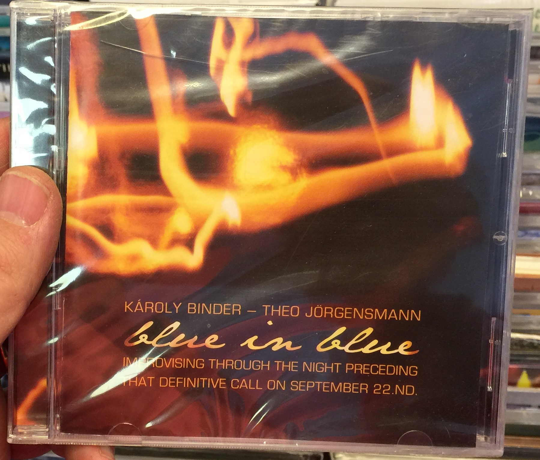 k-roly-binder-theo-j-rgensmann-blue-in-blue-improvising-through-the-night-preceding-that-definitive-call-on-september-22.-nd.-binder-music-manufactory-audio-cd-2011-bmm-2011-8238-1-.jpg