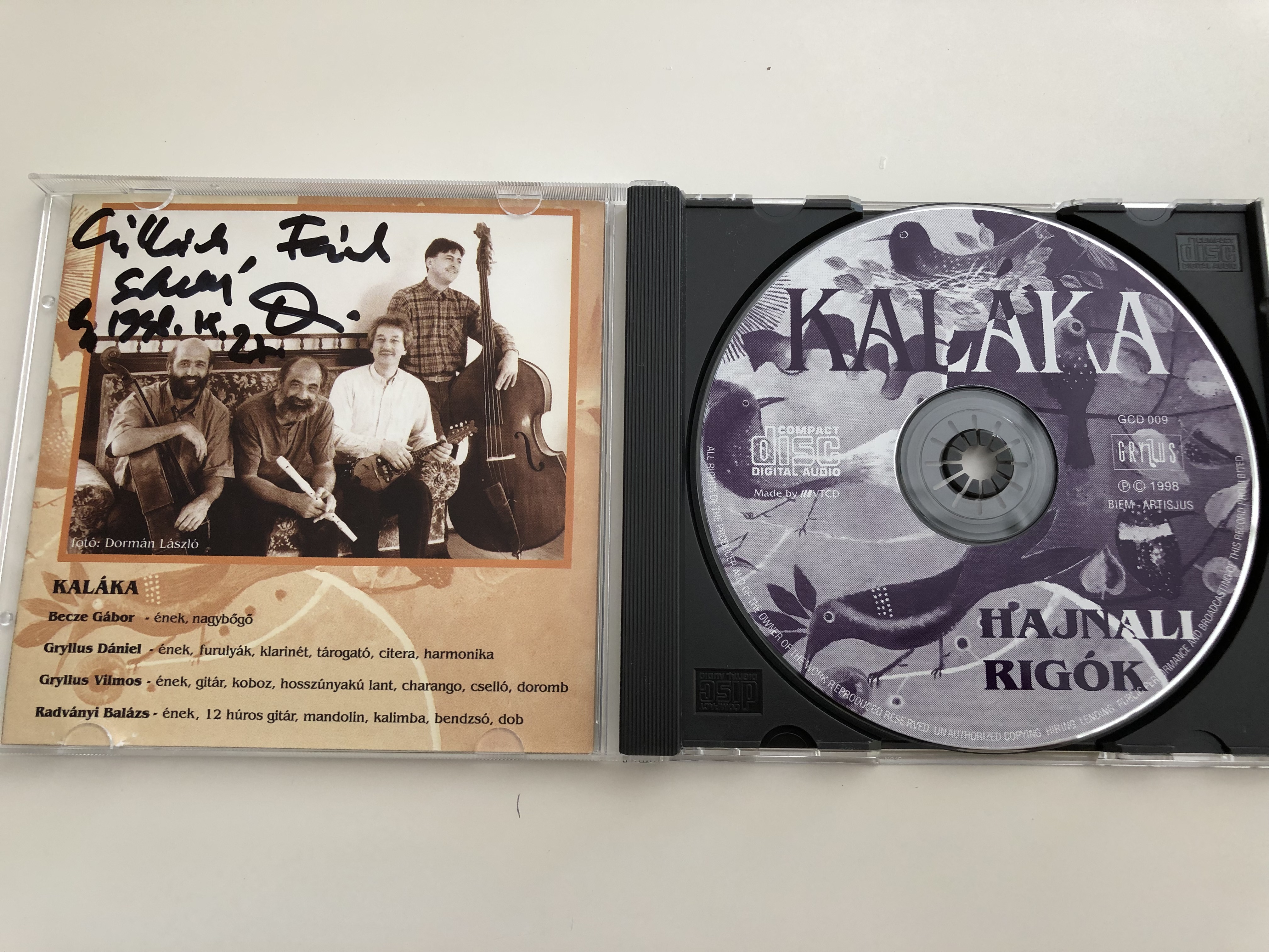 kal-ka-hajnali-rig-k-becze-g-bor-gryllus-d-niel-gryllus-vilmos-radv-nyi-bal-zs-gryllus-audio-cd-1998-gcd-009-5-.jpg