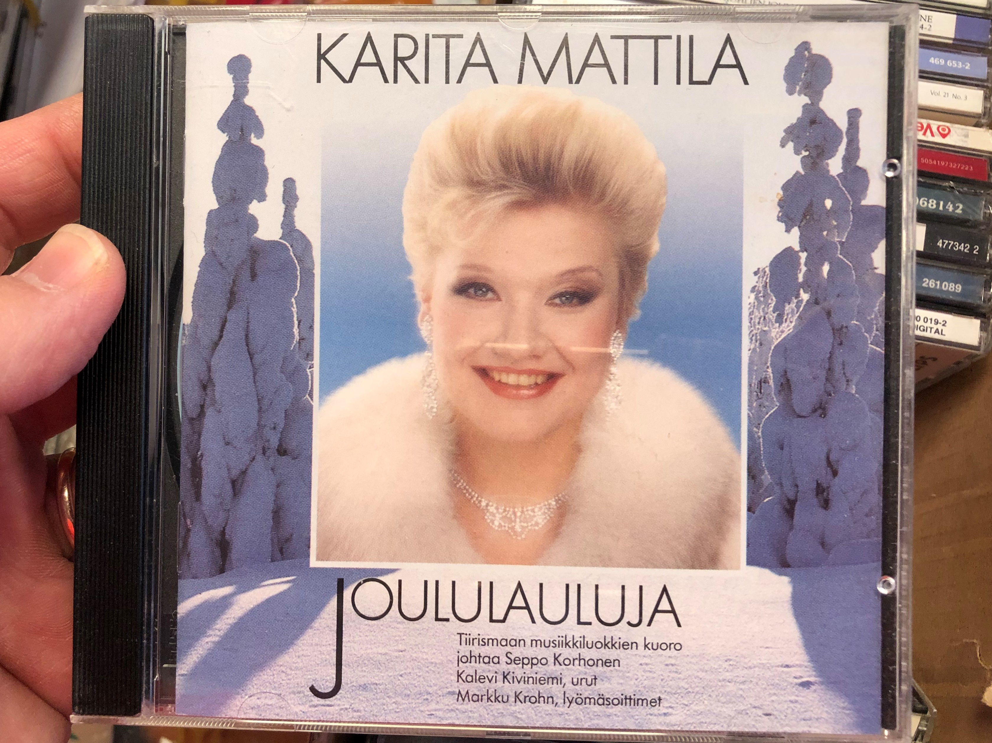 karita-mattila-joululauluja-tiirismaan-musiikkiluokkien-kuoro-jahtaa-seppo-korhonen-kalevi-kiviniemi-urut-markku-krohn-lyomasoittimet-lahti-organ-festival-audio-cd-1992-lofcd-101-1-.jpg