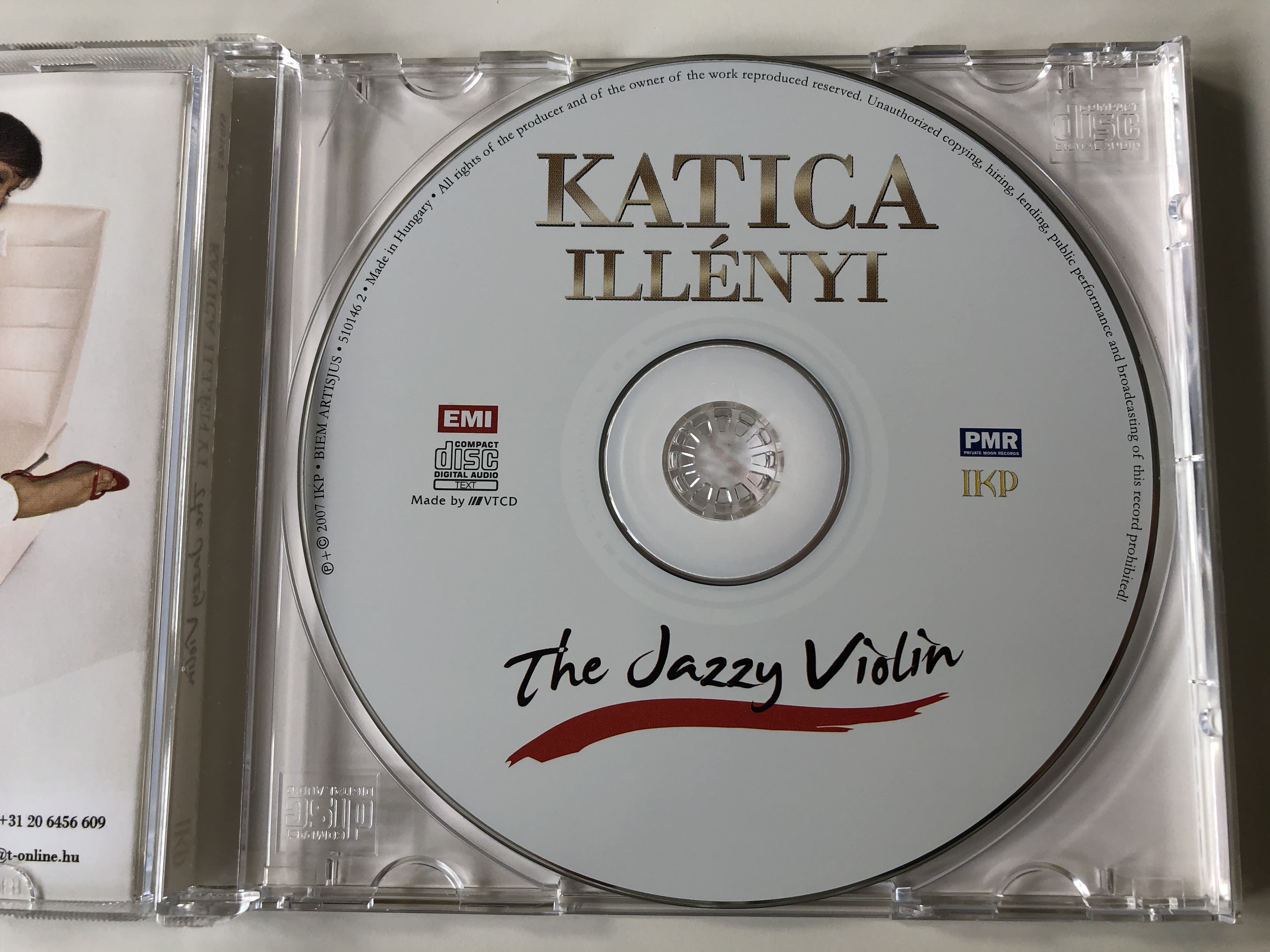 katica-ill-ny-the-jazzy-violin-inspired-by-stephane-grappelli-concerts-compilation-album-ikp-music-audio-cd-2007-510146-2-4-.jpg