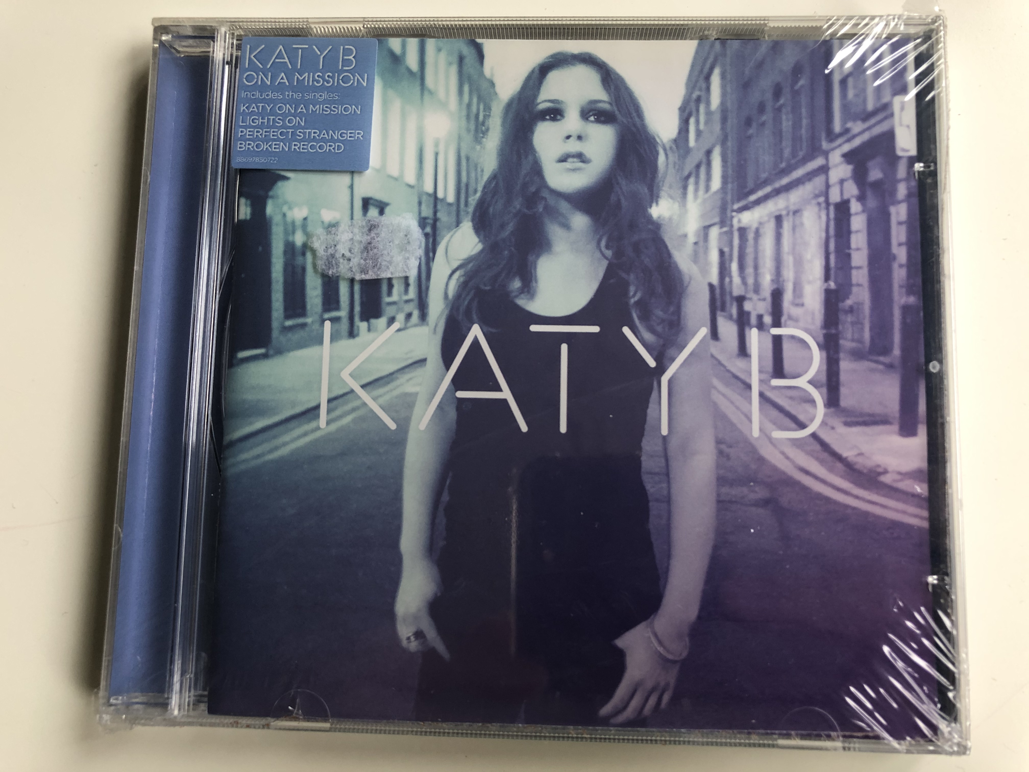 katy-b-on-a-mission-includes-the-singles-katy-on-a-mission-lights-on-perfect-stranger-broken-record-rinse-audio-cd-2011-88697850722-1-.jpg katy-b-on-a-mission-includes-the-singles-katy-on-a-mission-lights-on-perfect-stranger-broken-record-rinse-audio-cd-2011-88697850722-1-.jpg