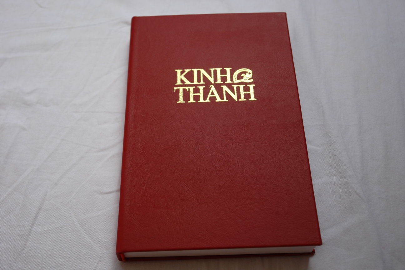 kinh-th-nh-t-n-u-c-vietnamese-new-testament-hardcover-2017-1.jpg