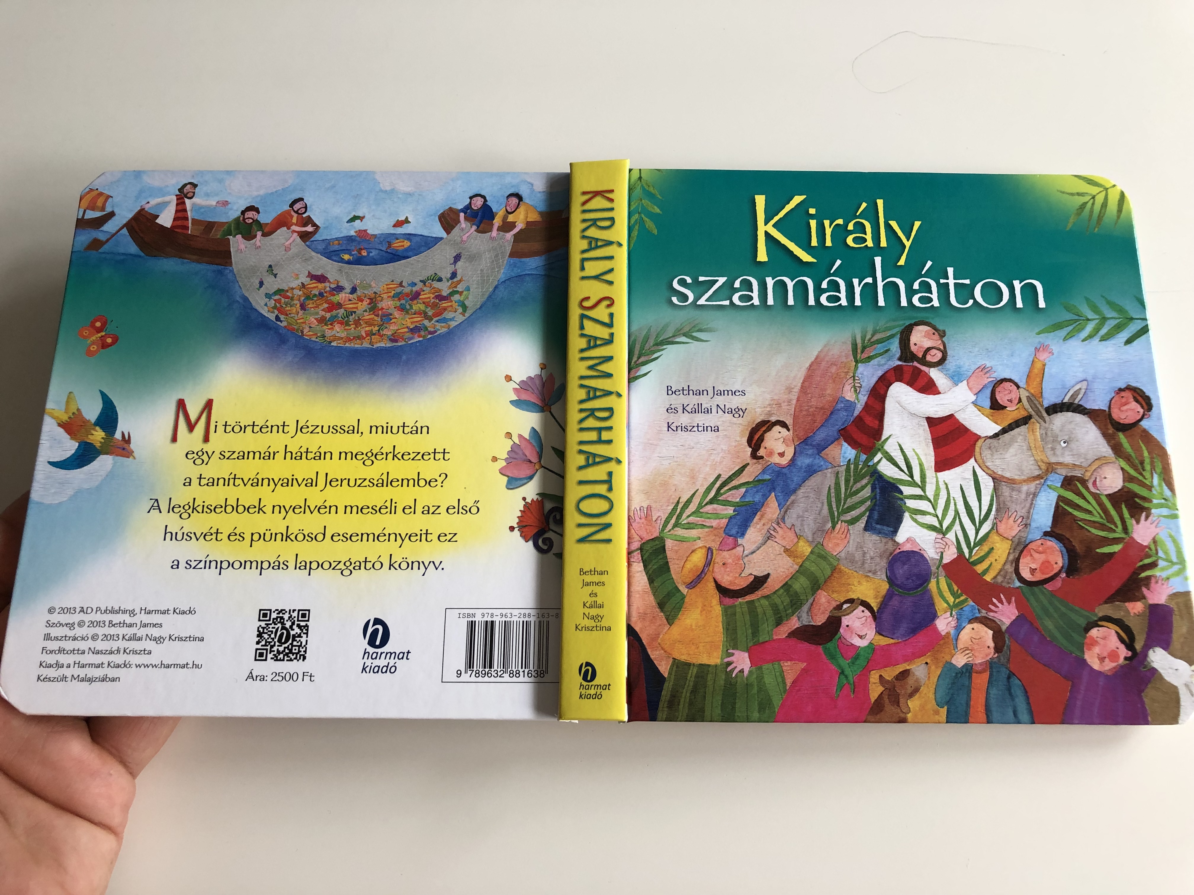 kir-ly-szam-rh-ton-by-bethan-james-k-llai-nagy-krisztina-hungarian-translation-of-the-miracle-of-easter-easter-mini-book-this-vibrant-retelling-of-the-easter-story-covers-biblical-events-from-palm-sunday-through-to-after-je-7274620-.jpg