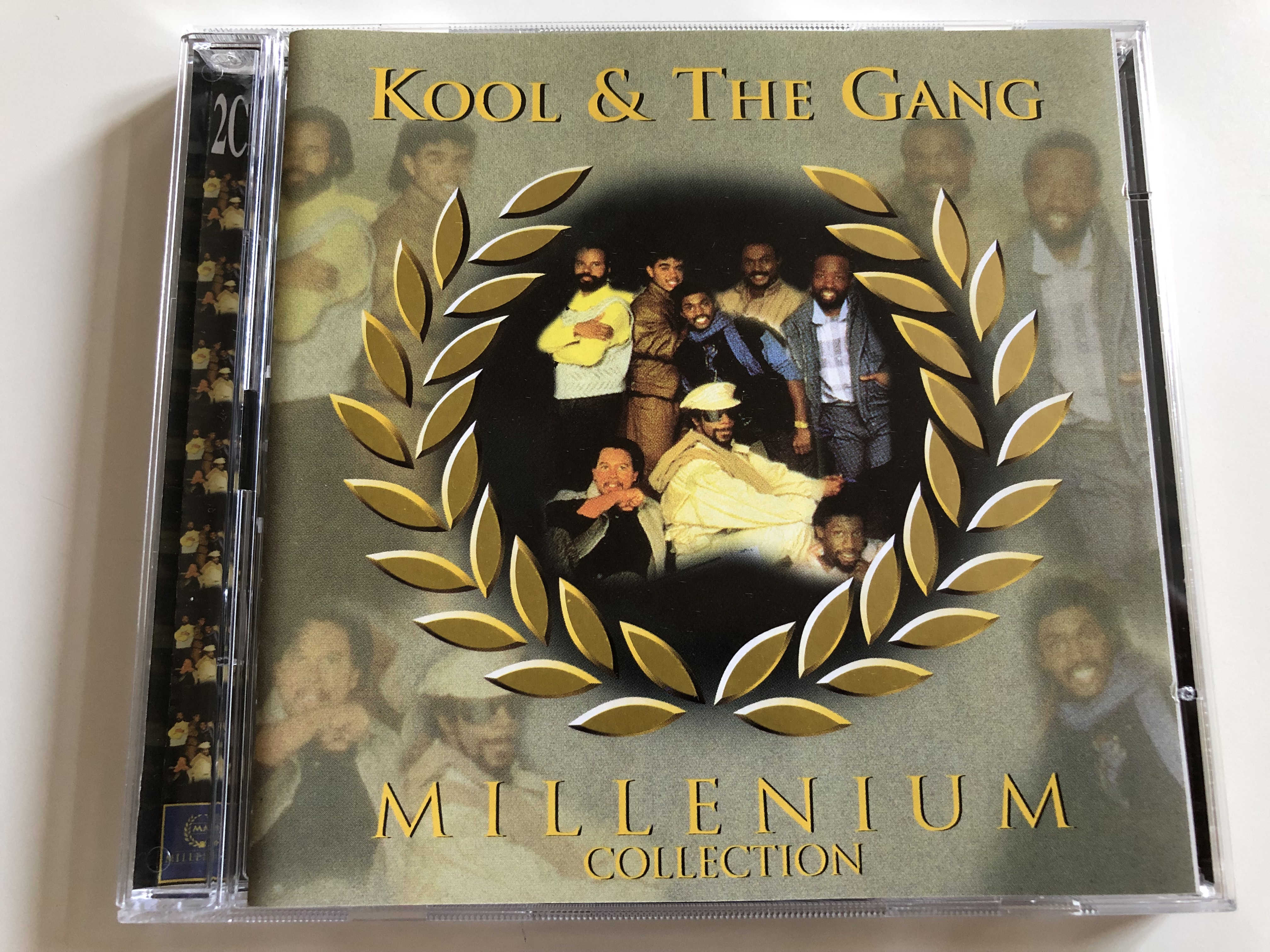kool-the-gang-millenium-collection-2x-audio-cd-2000-2040422-304-1-.jpg