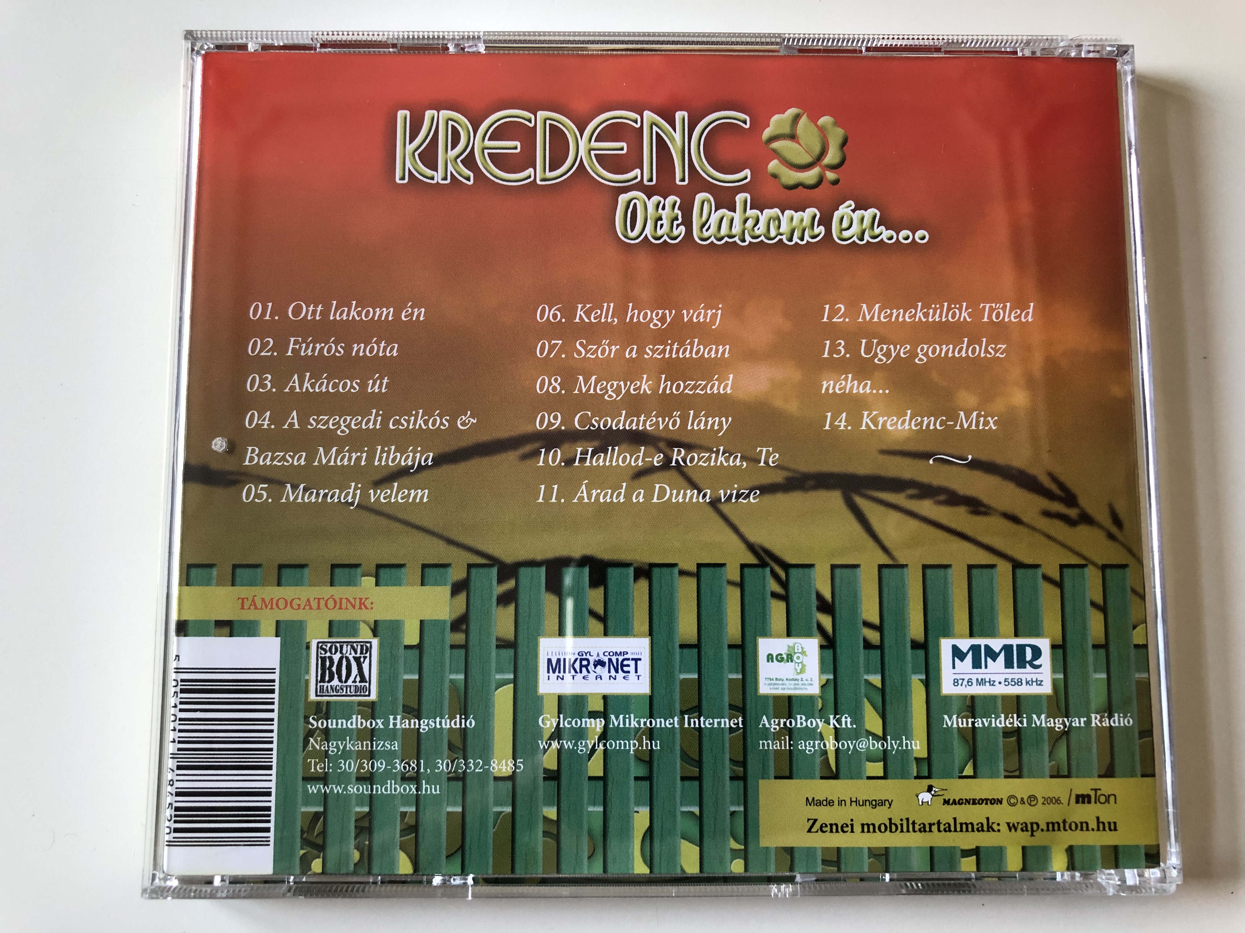 kredenc-ott-lakom-en...-magneoton-audio-cd-2006-5101-4845-2-5-.jpg