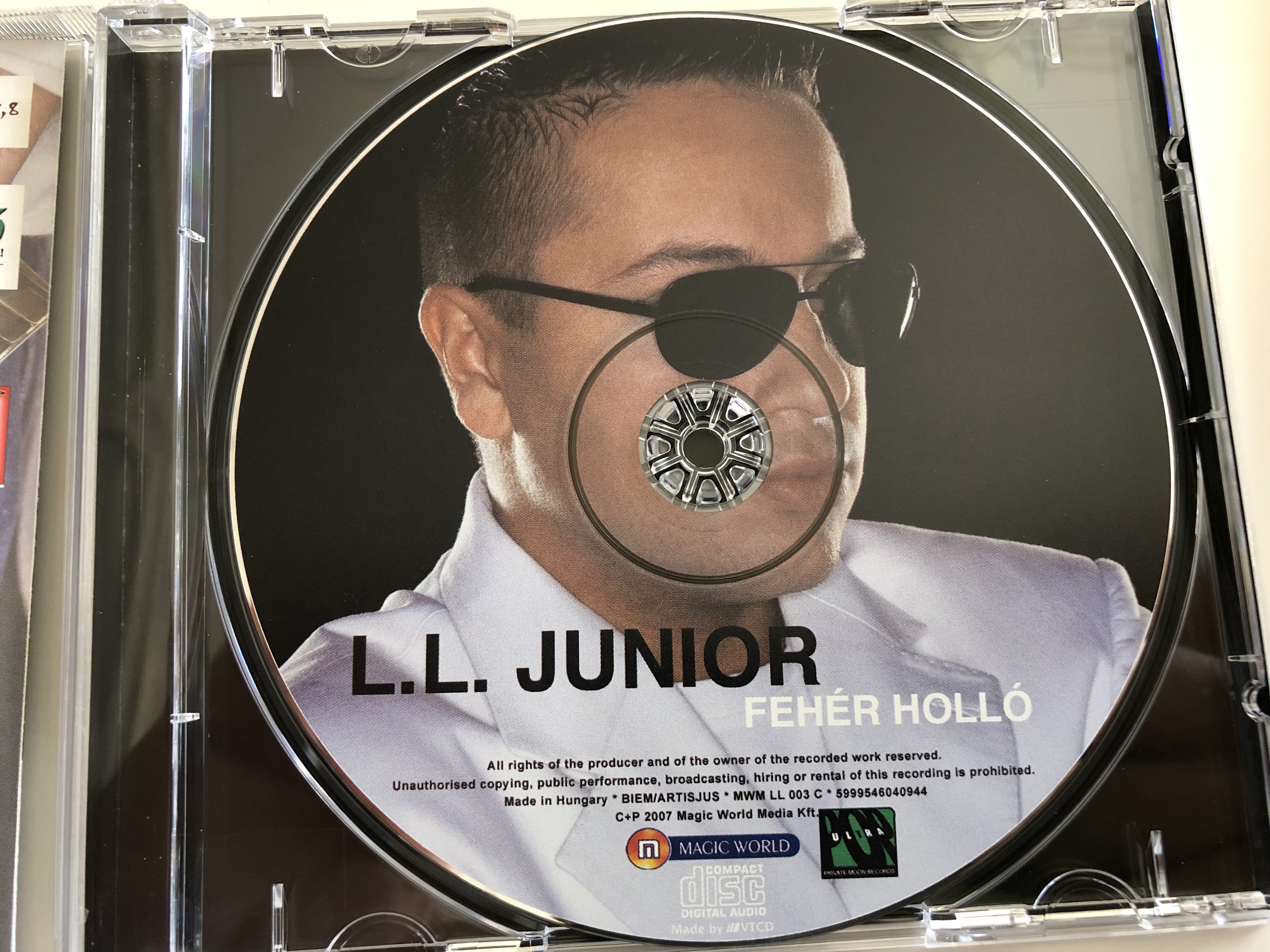 l.l-junior-feh-r-holl-audio-cd-2007-private-moon-records-4-.jpg