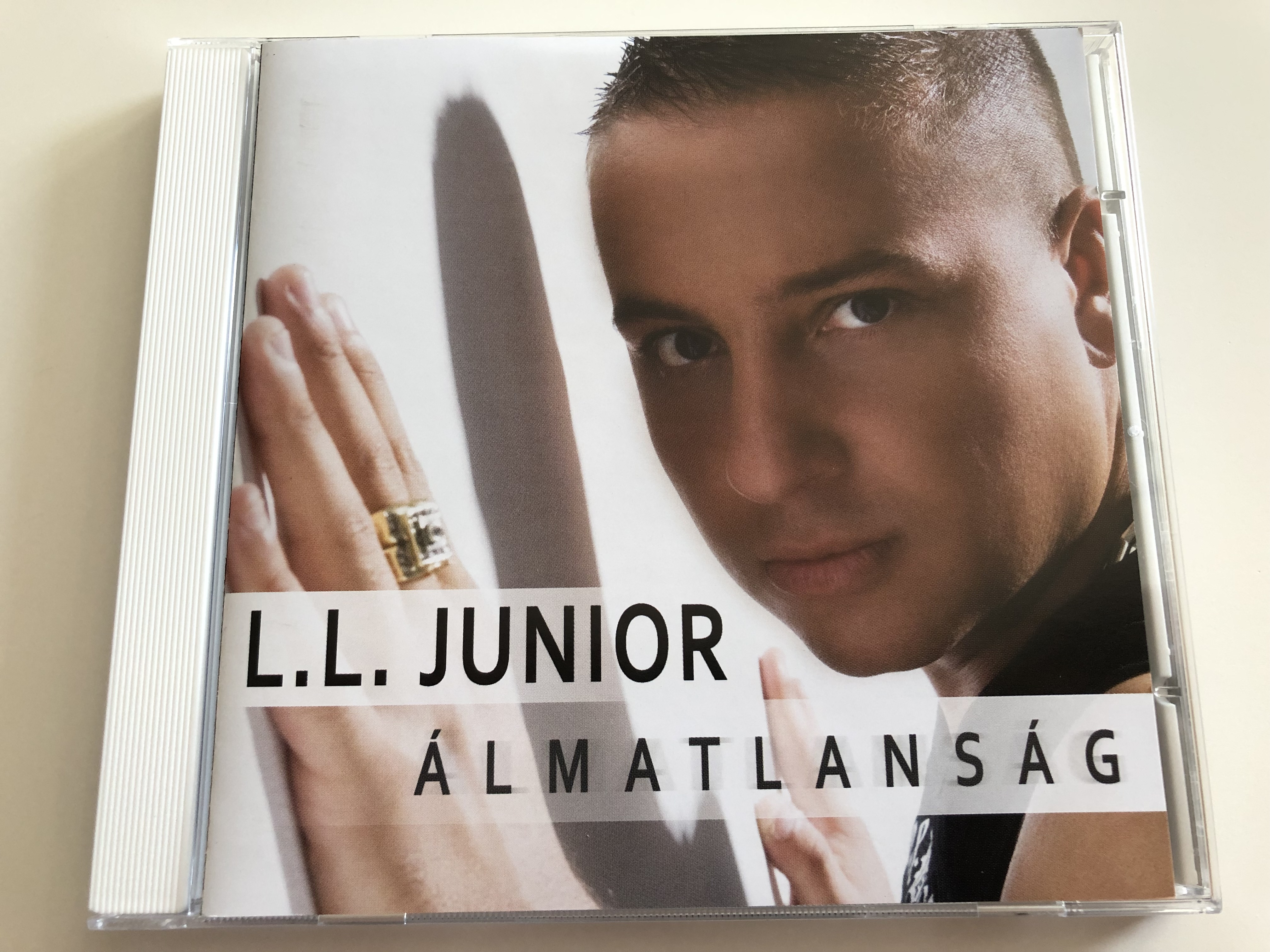 l.l.-junior-lmatlans-g-l.l.-junior-n-t-r-mary-stefano-audio-cd-2009-album-premiere-concert-recorded-on-december-12th-2009-mwm-ll-005-c-1-.jpg