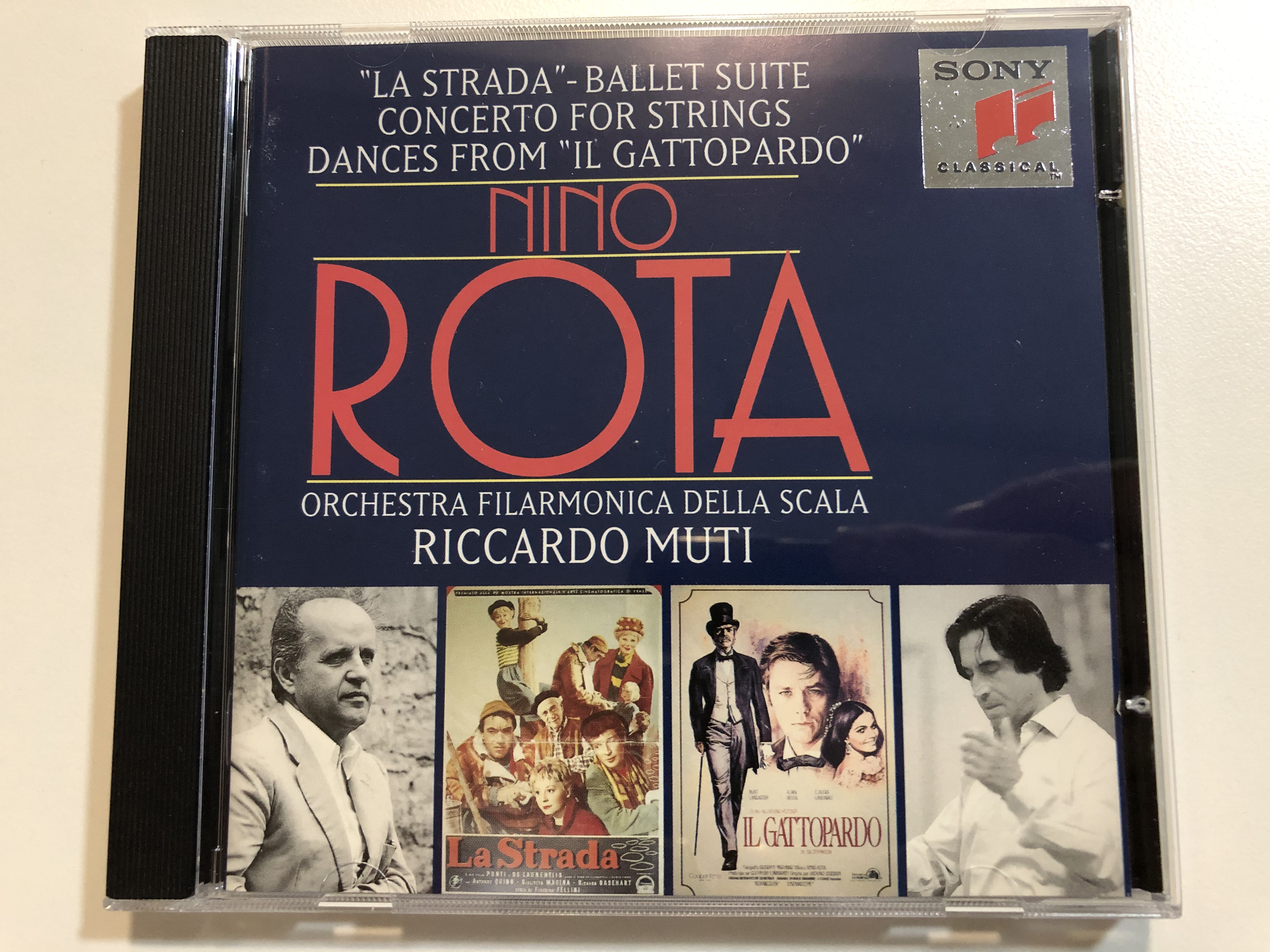 la-strada-ballet-suite-concerto-for-strings-dances-from-il-gattopardo-nino-rota-orchestra-filarmonica-della-scala-riccardo-muti-sony-classical-audio-cd-1995-sk-66-279-1-.jpg
