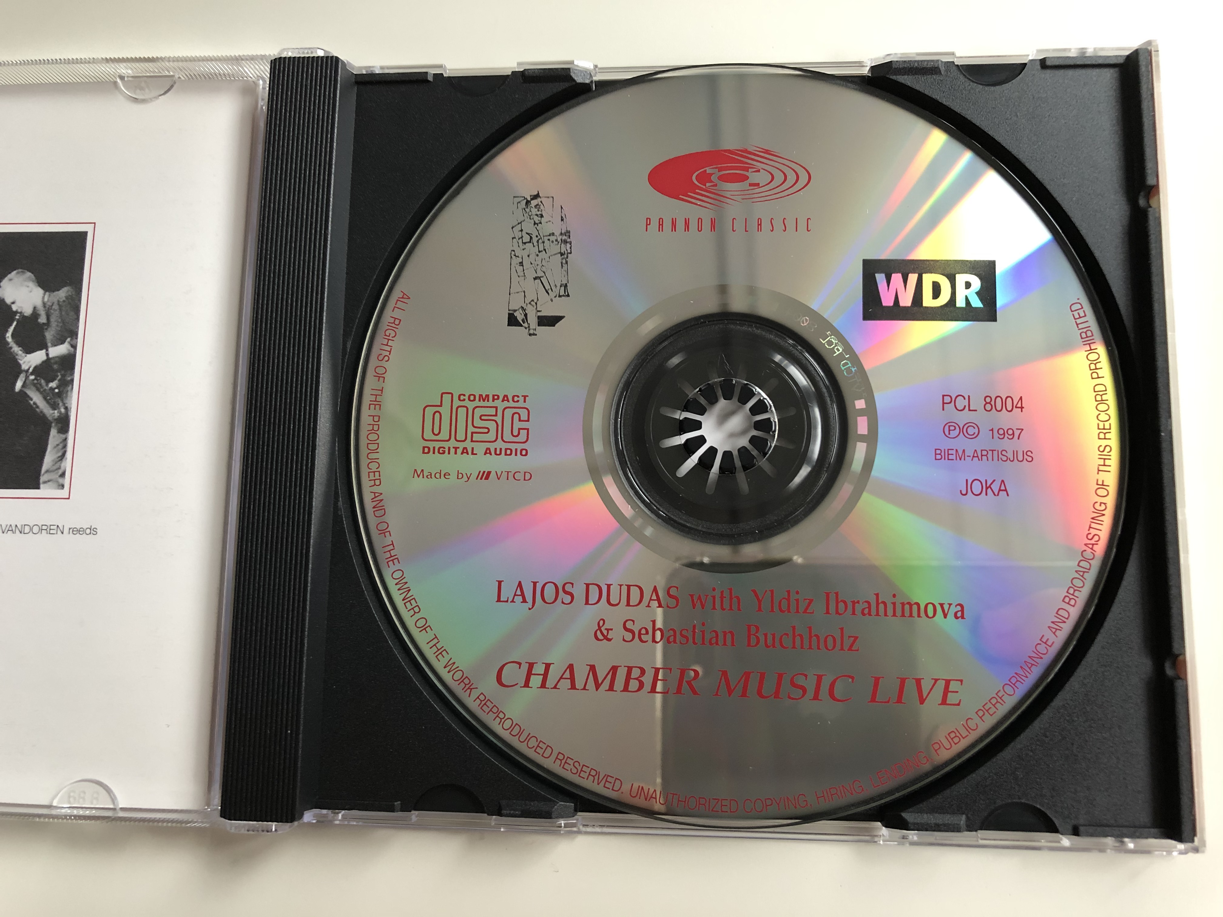 lajos-dudas-chamber-music-live-foundation-for-jazz-education-and-research-in-hungary-presents-world-premier-recording-pannon-classic-audio-cd-1997-pcl-8004-5-.jpg
