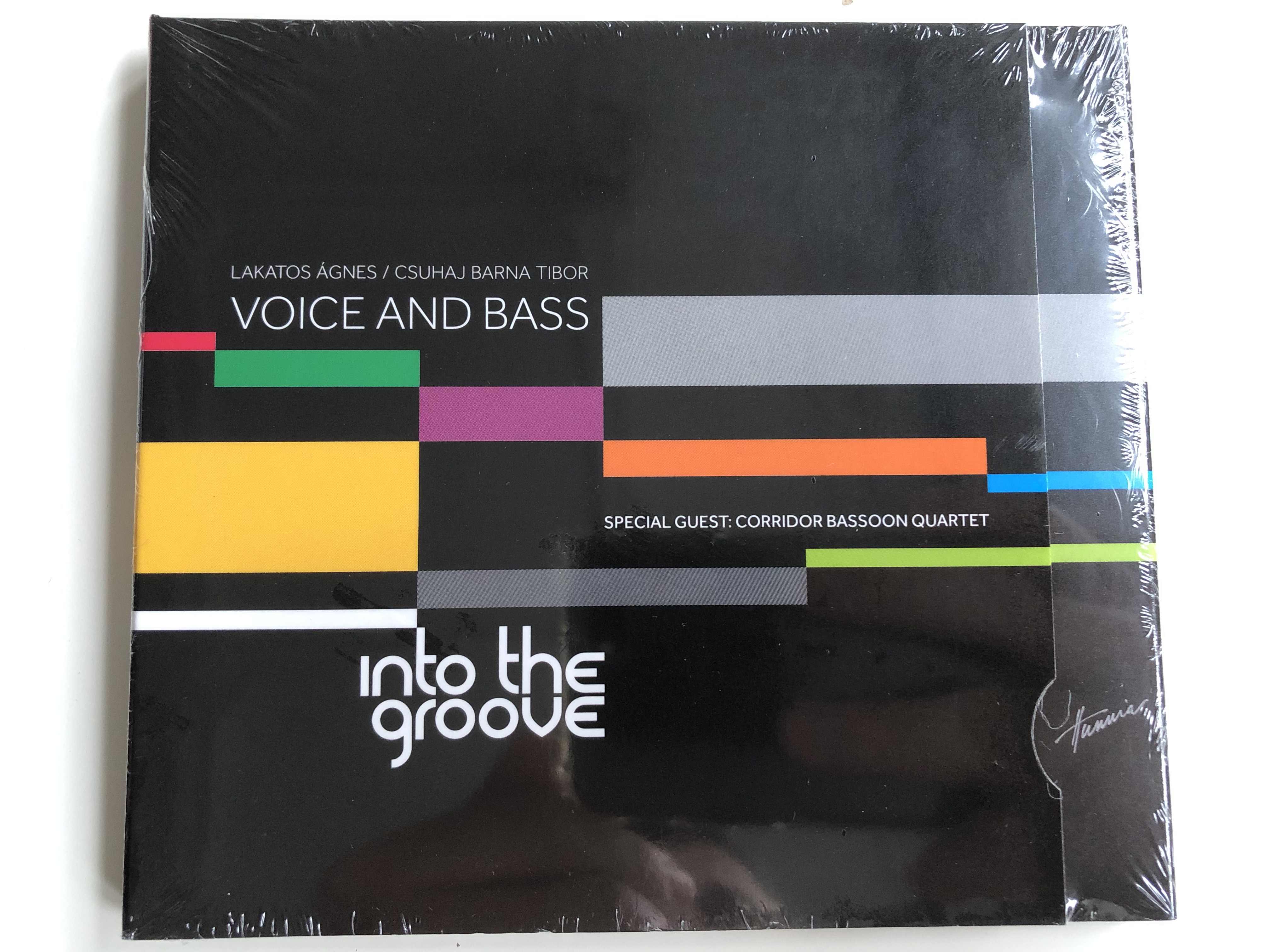 lakatos-agnes-csihaj-barna-tibor-voice-and-bass-special-guest-corridor-bassoon-quartet-into-the-groove-hunnia-records-film-production-audio-cd-2013-5999883042878-1-.jpg