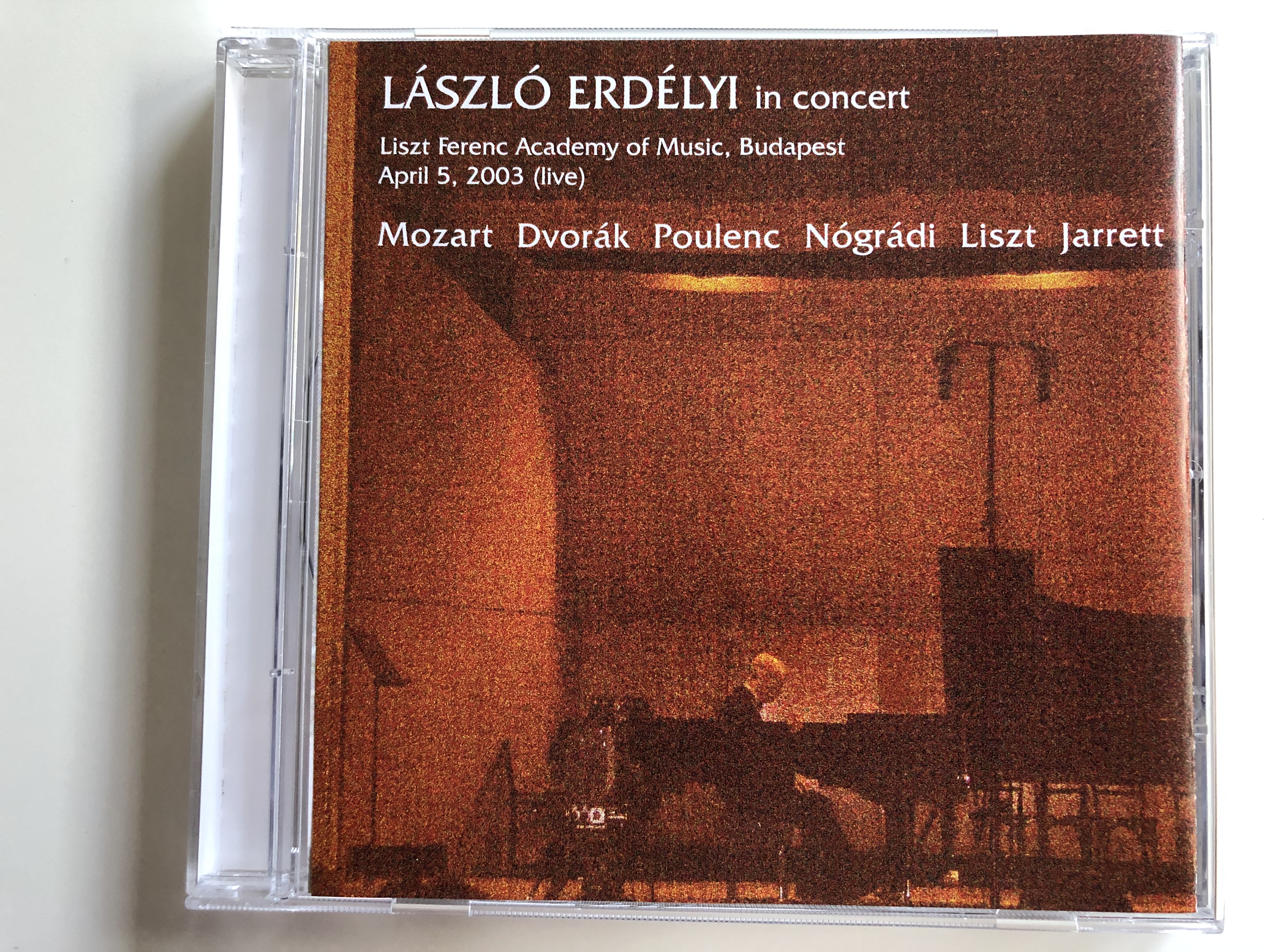 laszlo-erdelyi-in-concert-liszt-ferenc-academy-of-music-budapest-april-5-2003-live-mozart-dvorak-poulenc-nogradi-liszt-jarrett-erdelyi-audio-cd-erdelyicd-01-1-.jpg