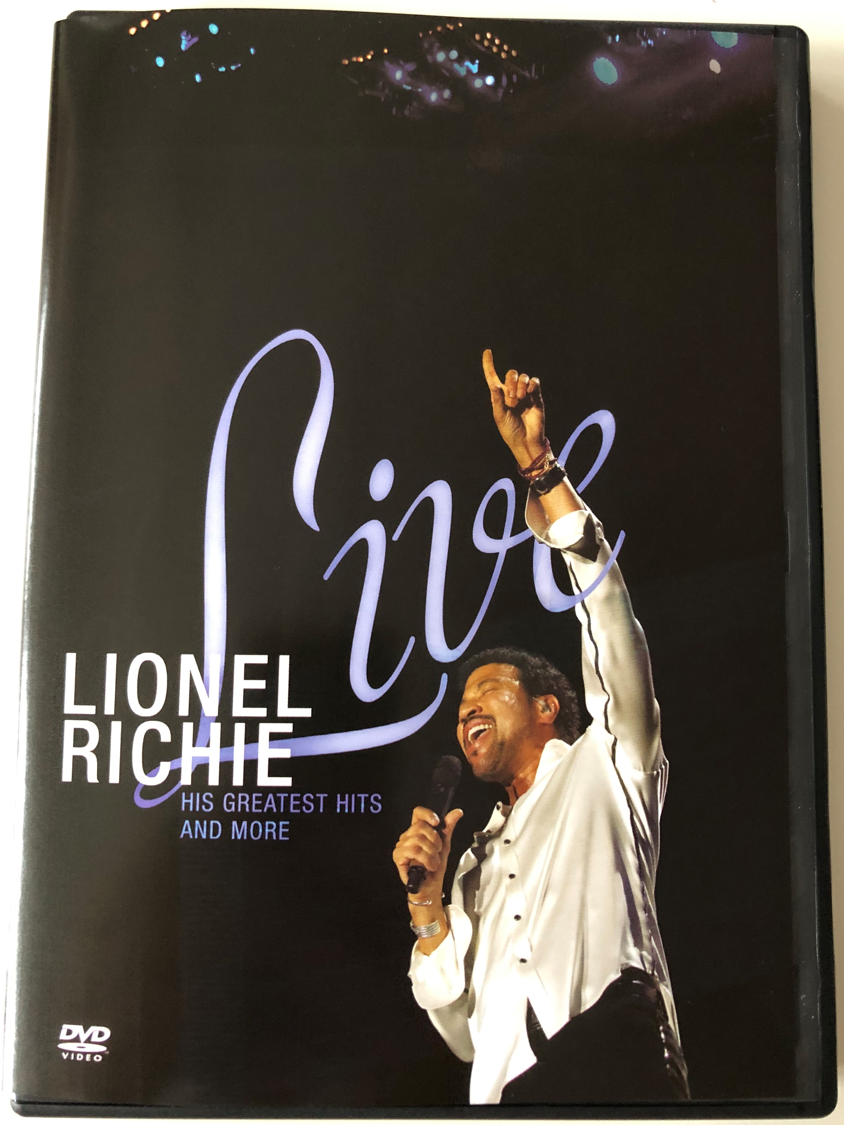 lionel-richie-live-dvd-his-greatest-hits-and-more-1.jpg