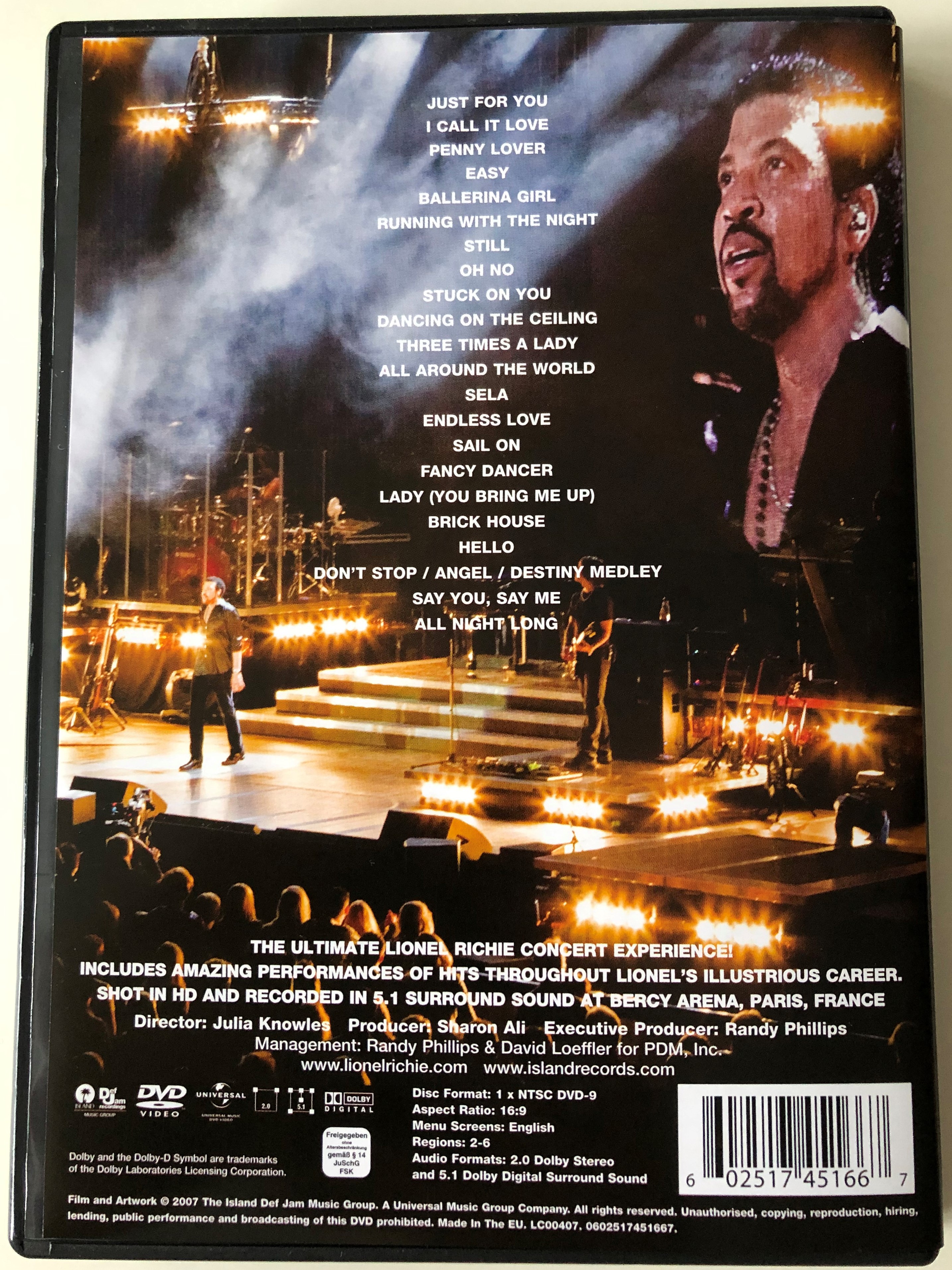 lionel-richie-live-dvd-his-greatest-hits-and-more-3.jpg