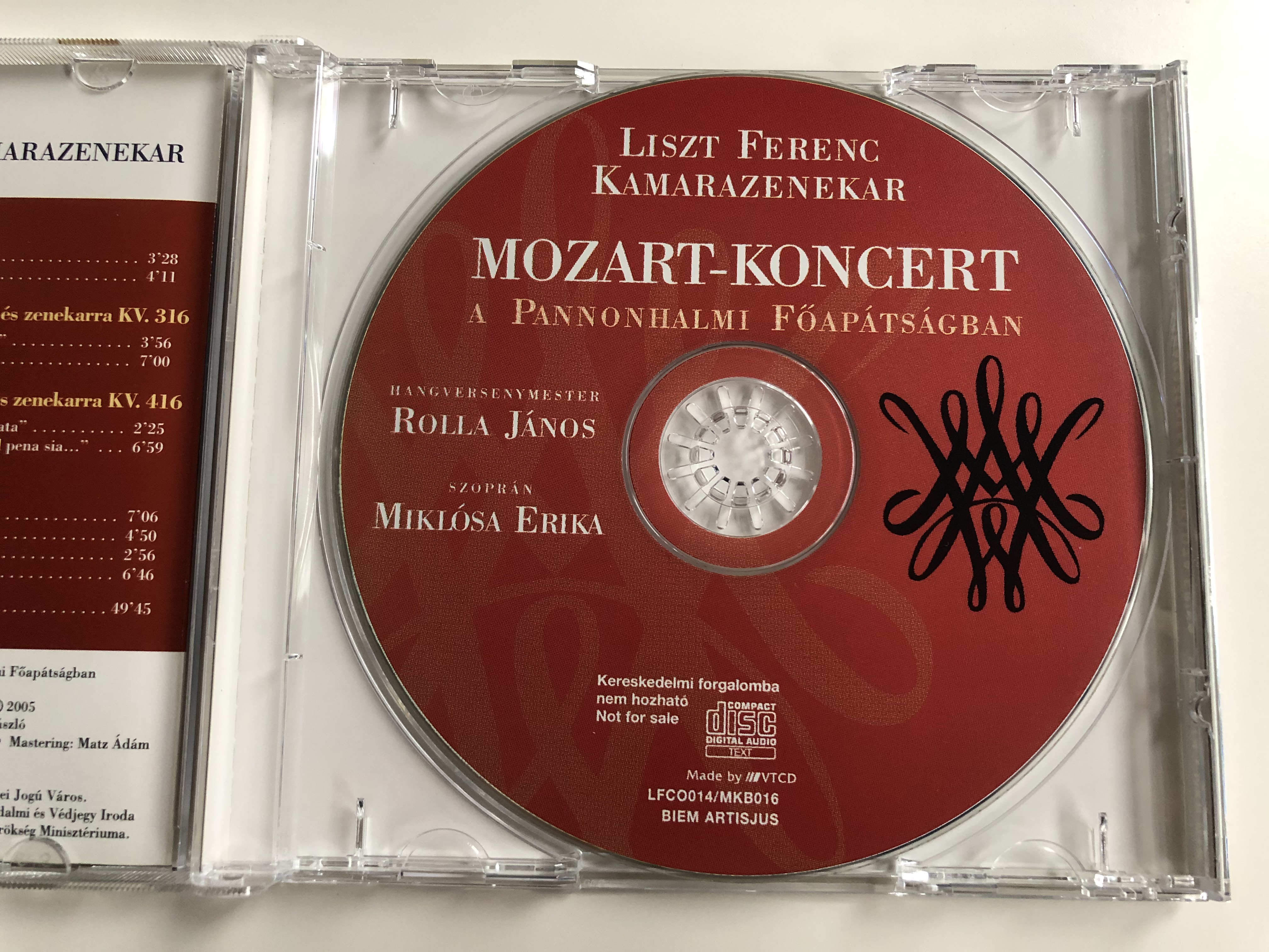 liszt-ferenc-kamarazenekar-mozart-koncert-a-pannonhalmi-f-ap-ts-gban-rolla-j-nos-mikl-sa-erika-mkb-bank-rt.-audio-cd-2005-mkb-016-5-.jpg