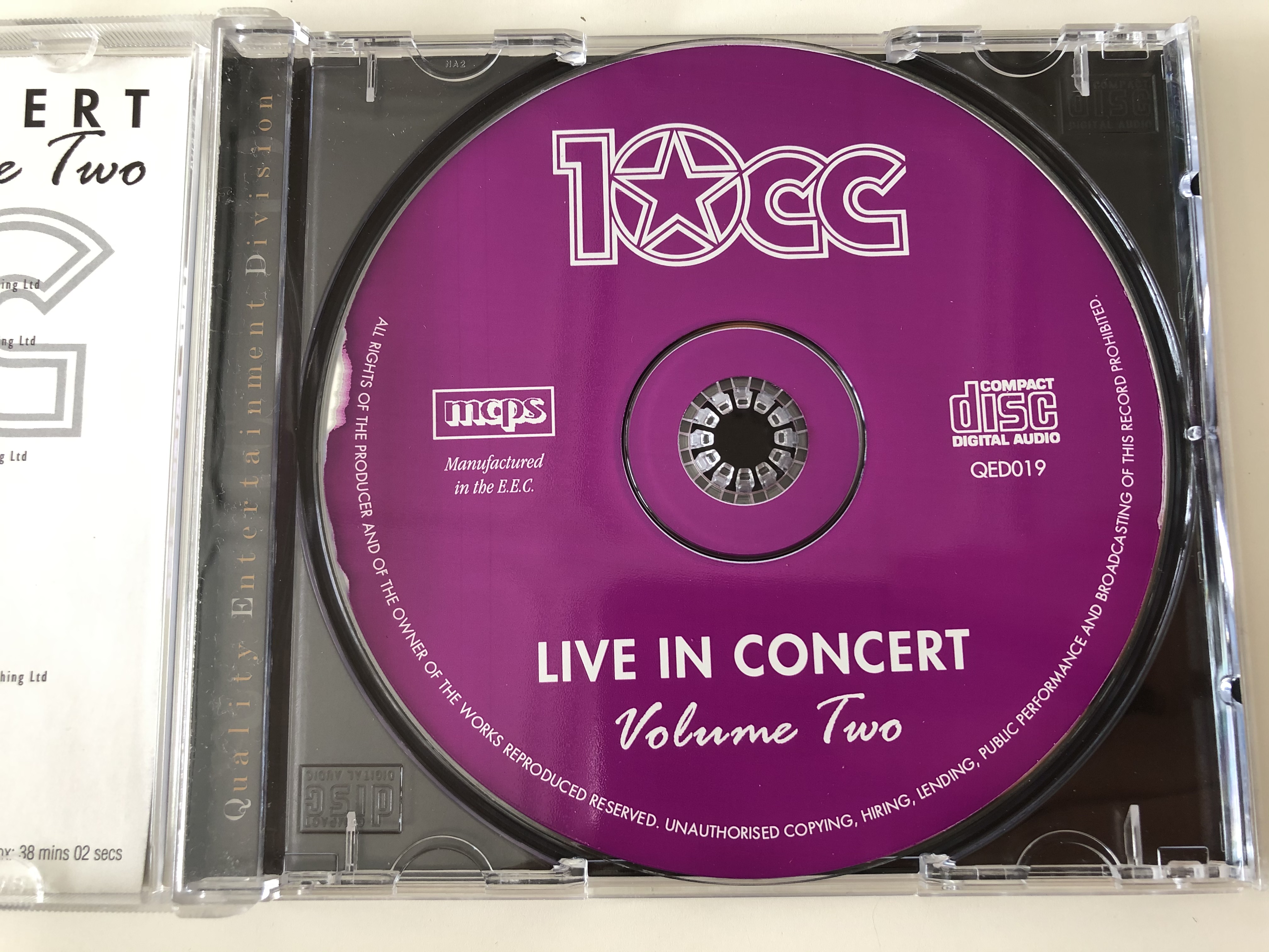 live-in-concert-volume-two-10cc-qed-audio-cd-qed019-3-.jpg