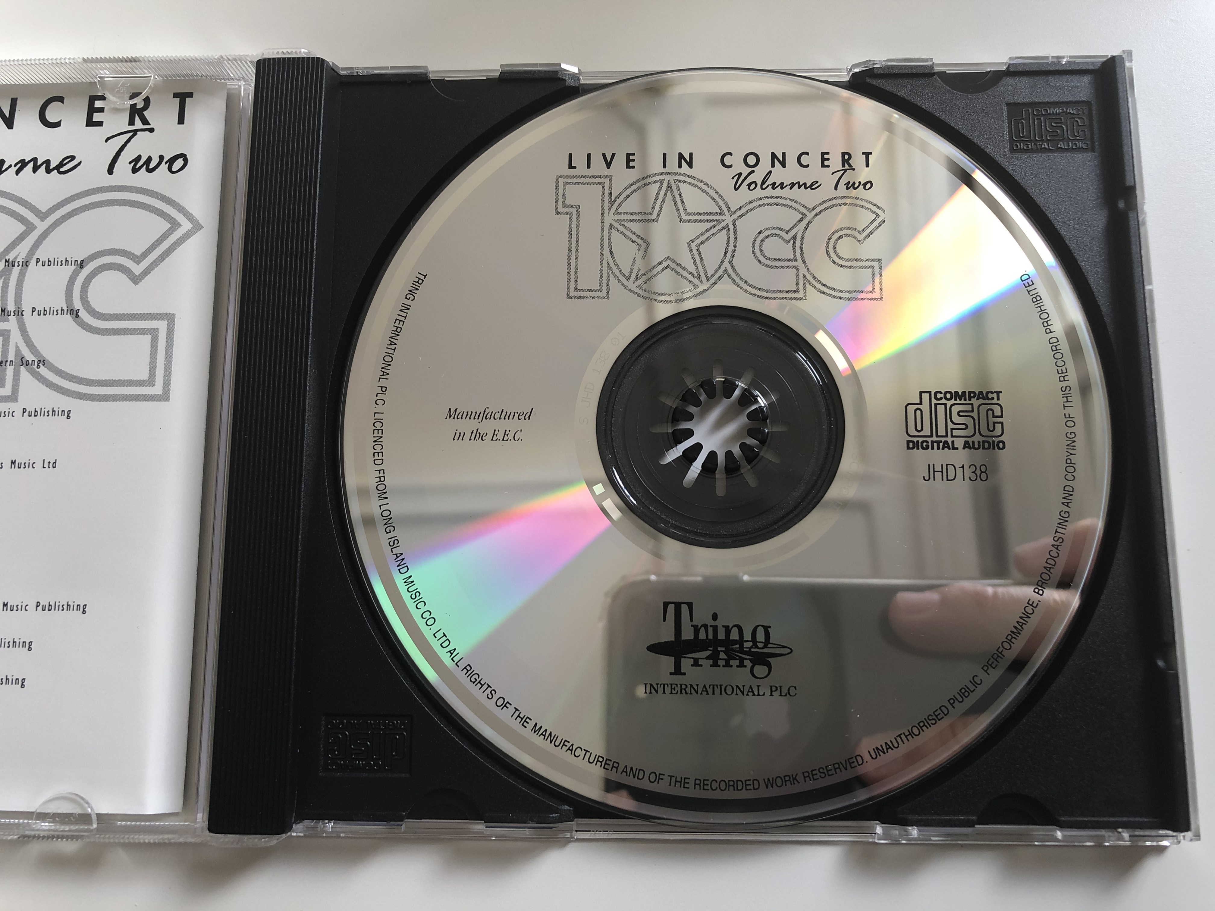 live-in-concert-volume-two-10cc-tring-audio-cd-1993-jhd138-3-.jpg