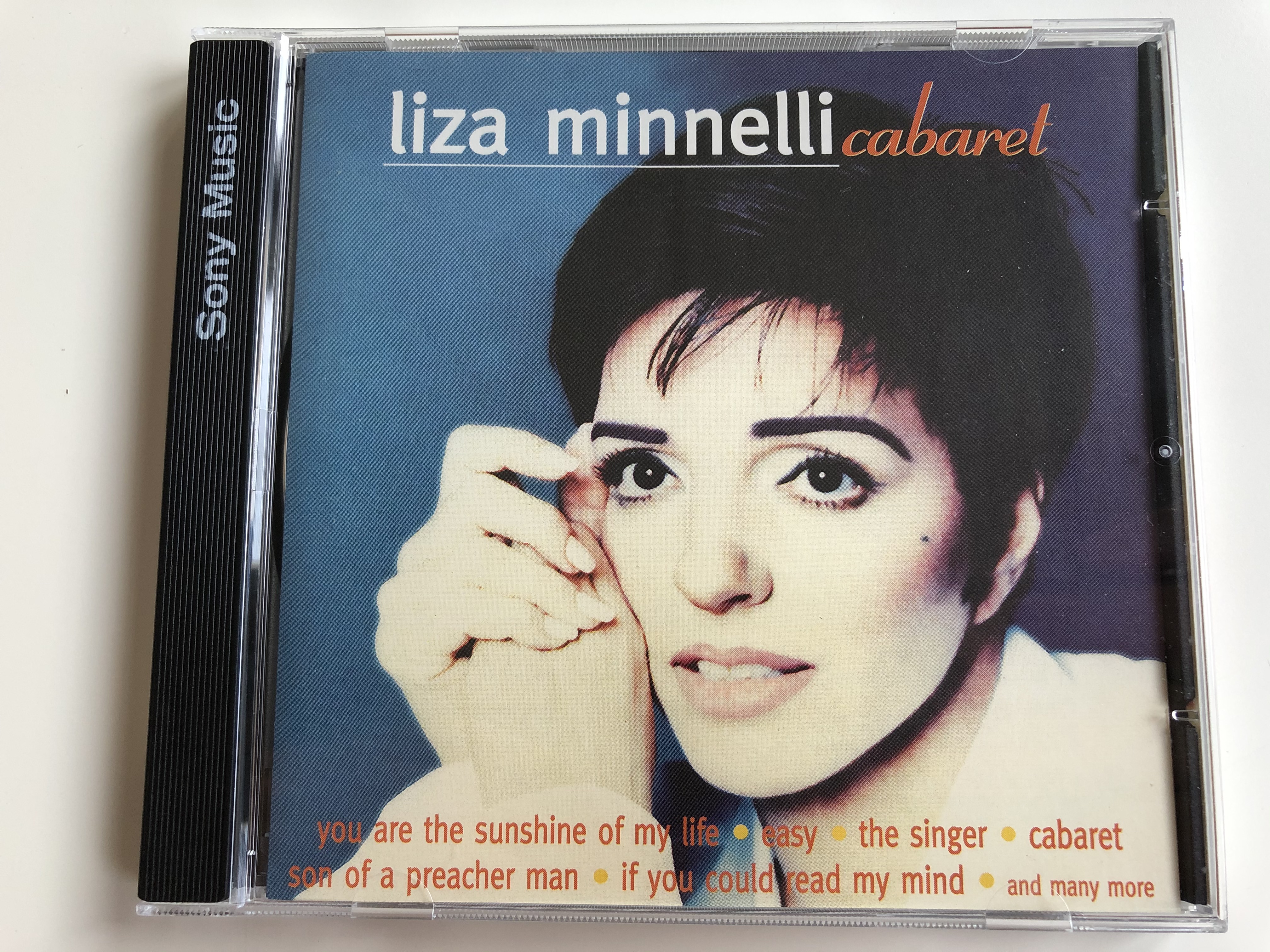 liza-minnelli-cabaret-you-are-the-sunshine-of-my-life-easy-the-singer-cabaret-son-of-a-preacher-man-if-you-could-read-my-mind-and-many-more-columbia-audio-cd-1995-col-466117-2-1-.jpg
