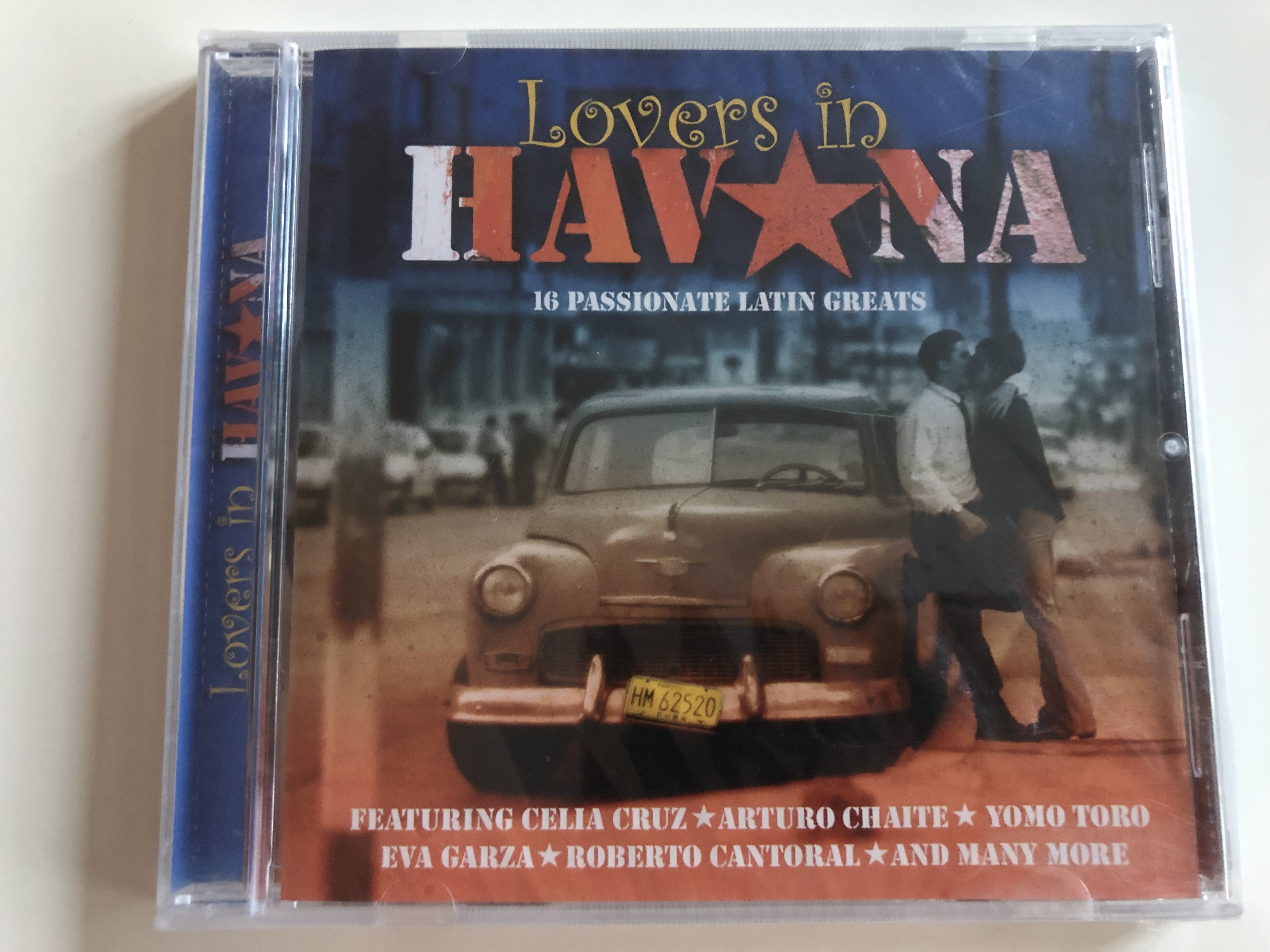 lovers-in-havana-16-passionate-latin-greats-featuring-celia-cruz-arturo-chaite-yomo-toro-eva-garza-roberto-cantoral-audio-cd-2003-musicbank-apwcd-1262-1-.jpg