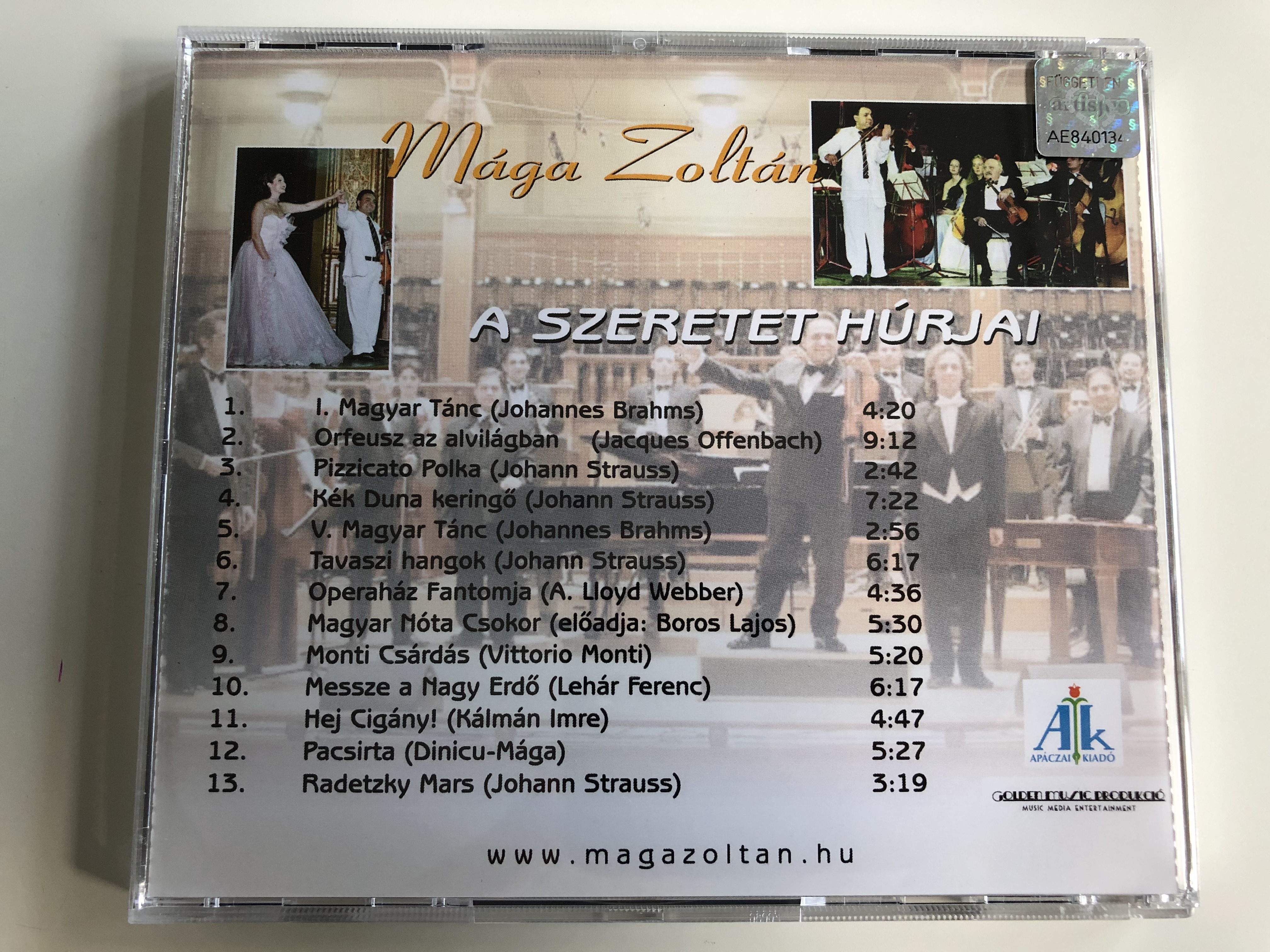 m-ga-zolt-n-a-szeretet-h-rjai-audio-cd-2007-boross-lajos-violin-fischl-m-nika-aranyheged-szimfonikus-zenekar-gabora-gyula-concert-master-b-rd-s-lajos-chorus-master-7-.jpg