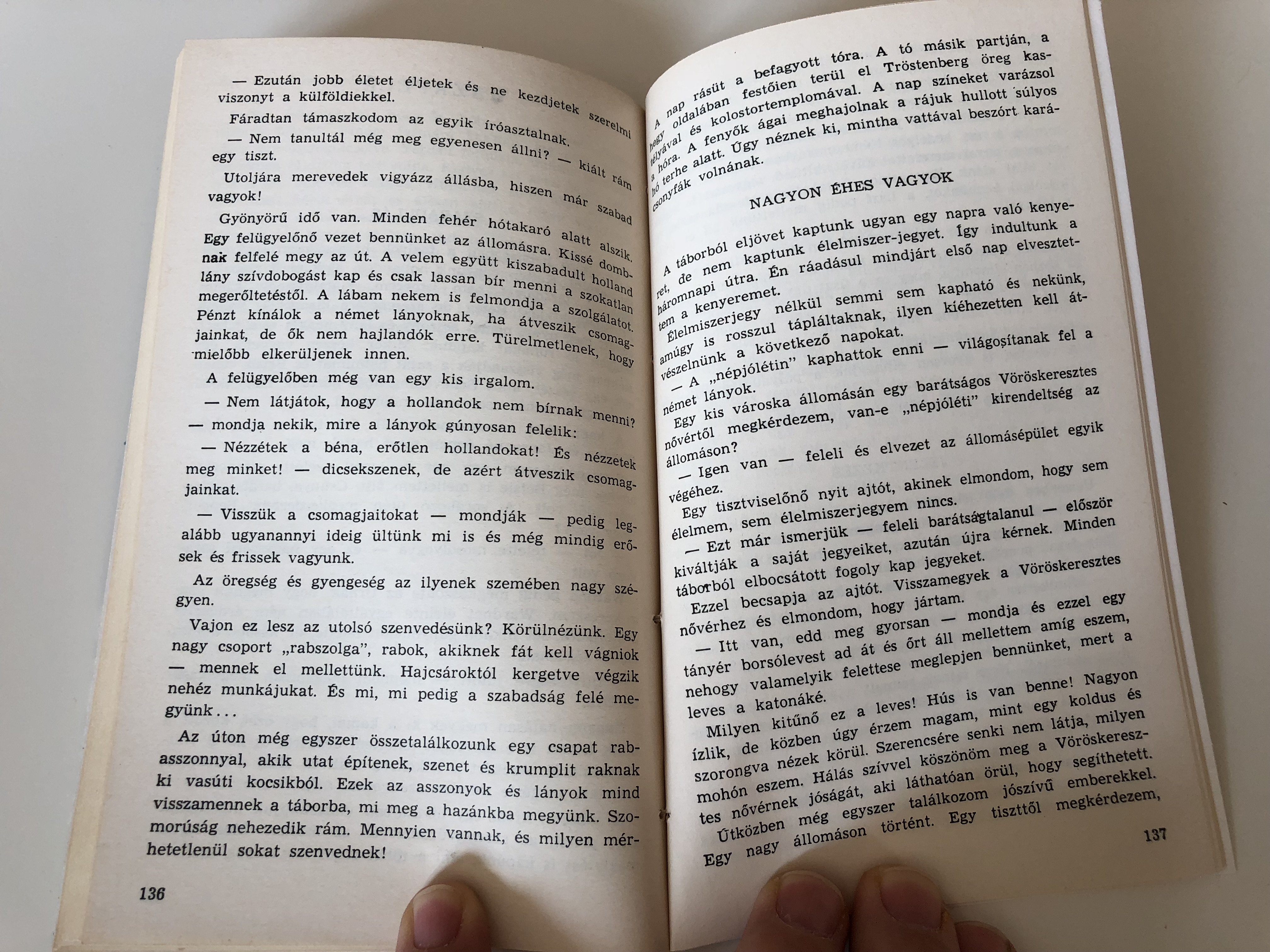 m-gis-corrie-ten-boom-hungarian-translation-of-a-prisoner-and-yet...-paperback-1967-magyarorsz-gi-szabadegyh-zak-tan-csa-7-.jpg