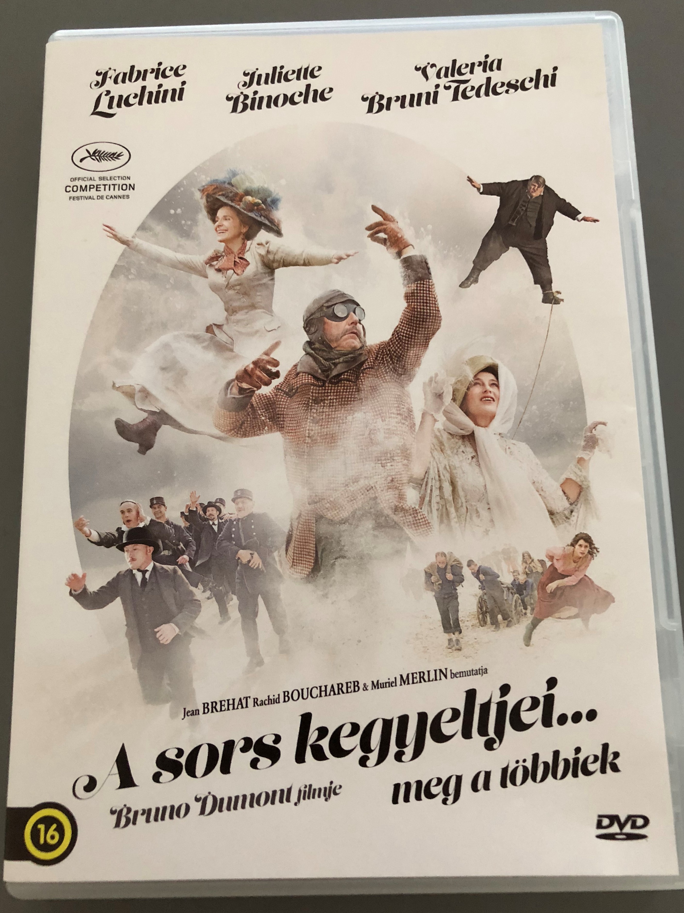 ma-loute-slack-bay-dvd-2016-a-sors-kegyeltjei-...-meg-a-t-bbiek-directed-by-bruno-dumont-starring-fabrice-luchini-juliette-binoche-valeria-bruni-tedeschi-1-.jpg