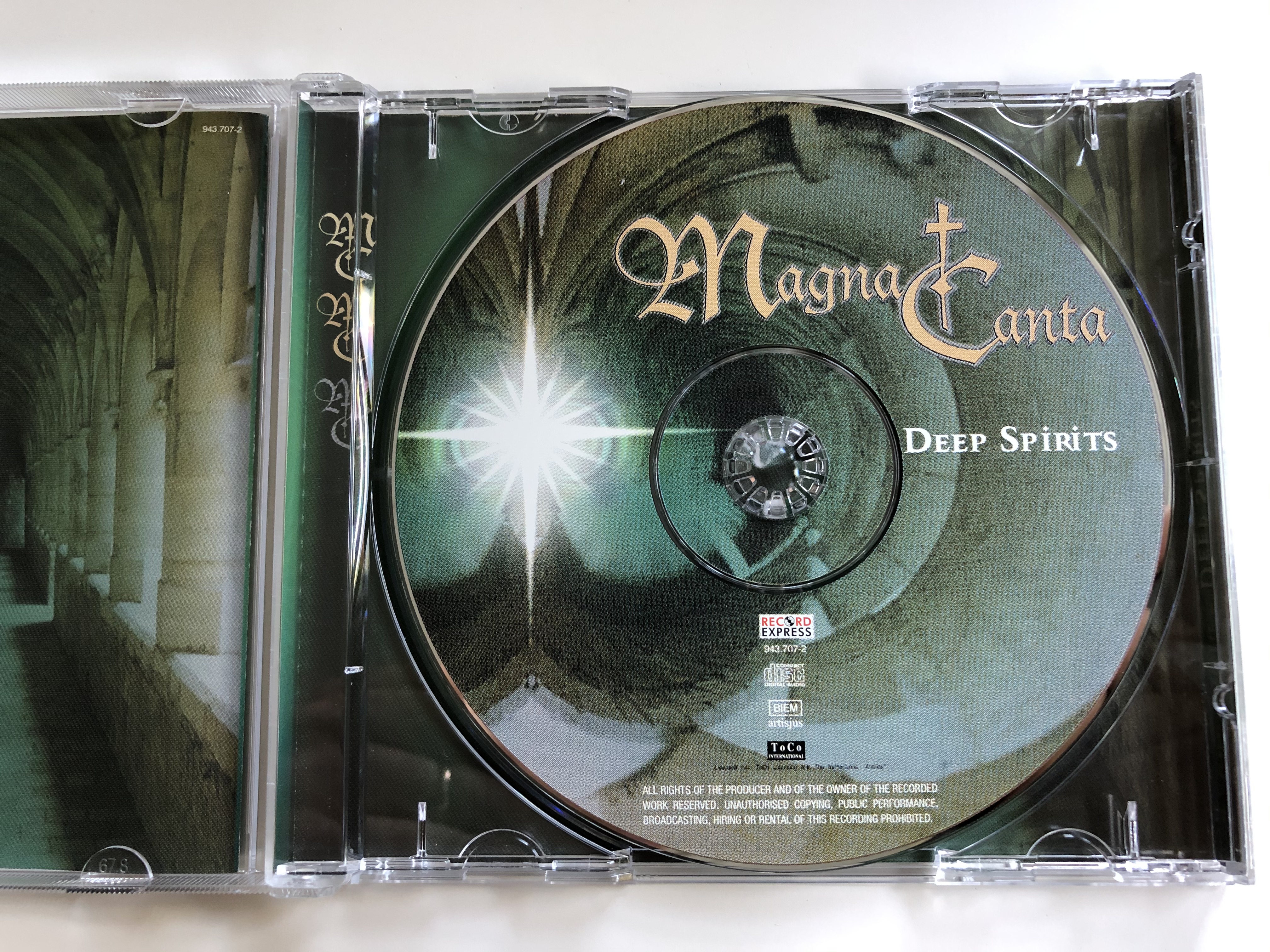magna-canta-deep-spirits-record-express-audio-cd-2000-943-4-.jpg