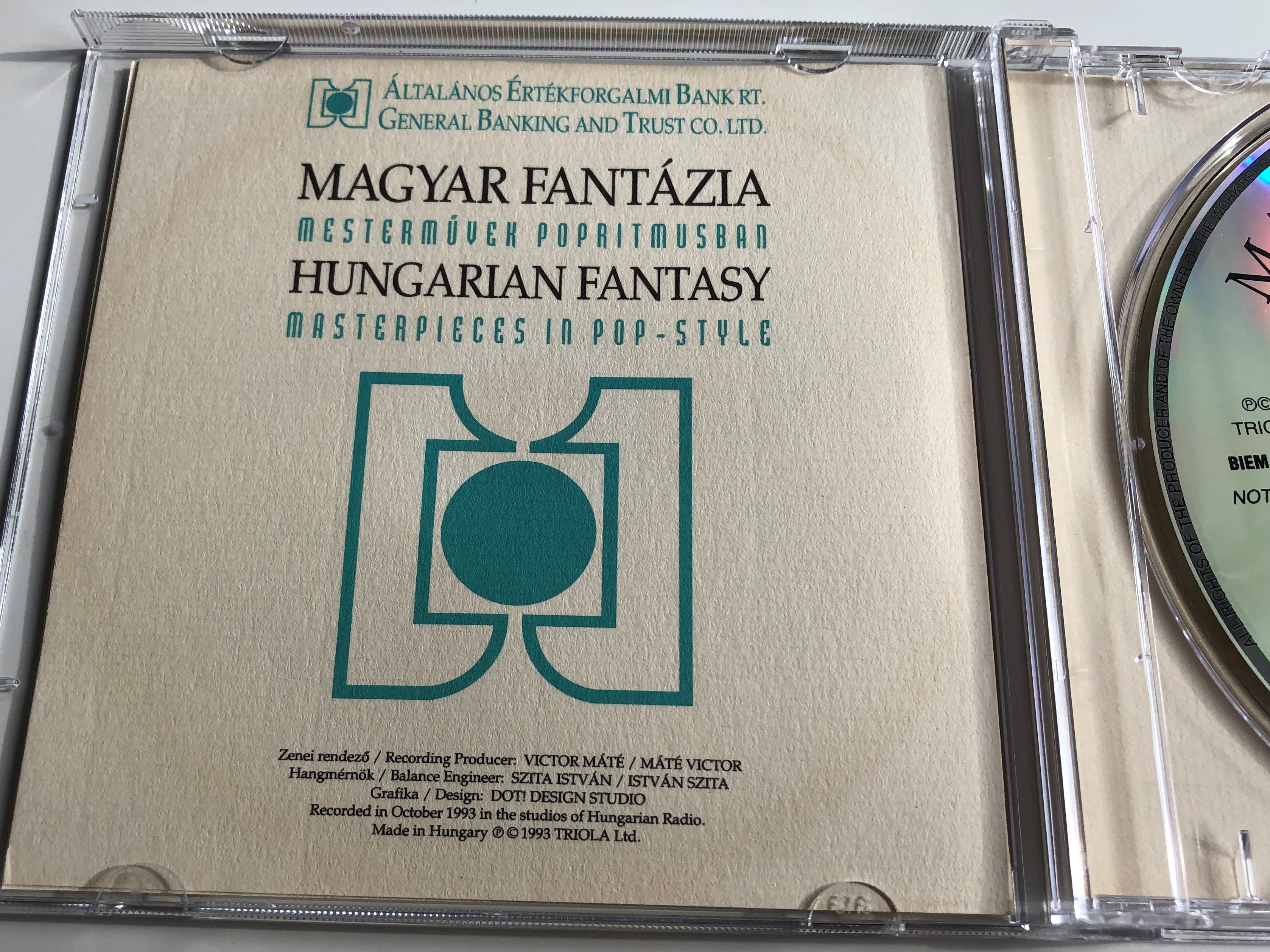 magyar-fantazia-mastermuvek-popritmusban-hungarian-fantasy-masterpieces-in-pop-style-arranged-mate-victor-and-gabor-kemeny-budapest-symphony-orchestra-conducted-matyas-antal-triola-ltd-4-.jpg