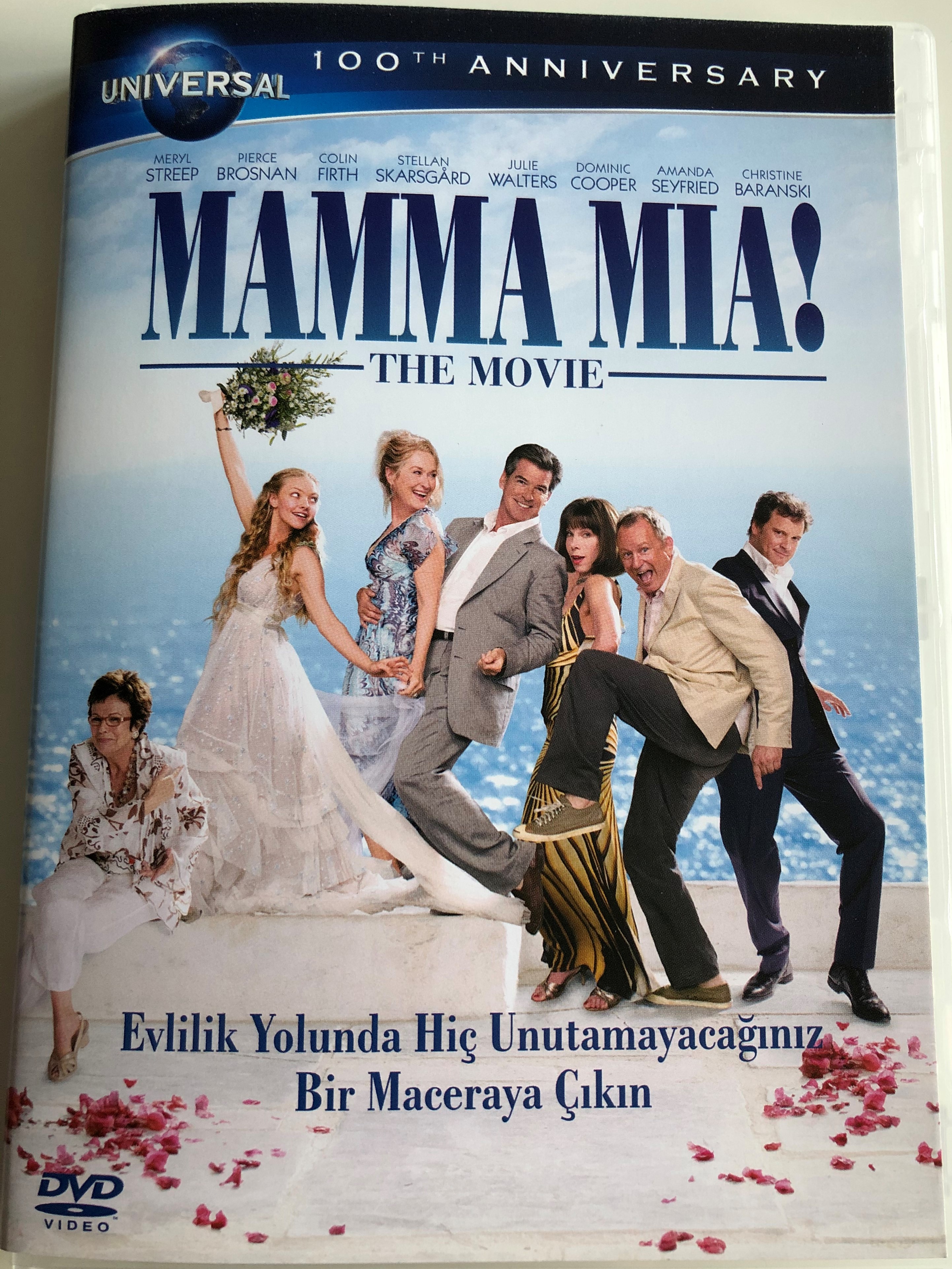 mamma-mia-the-movie-dvd-2008-100th-anniversary-evlilik-yolunda-hic-unutamayacaginiz-bir-maceraya-cikin-1-.jpg