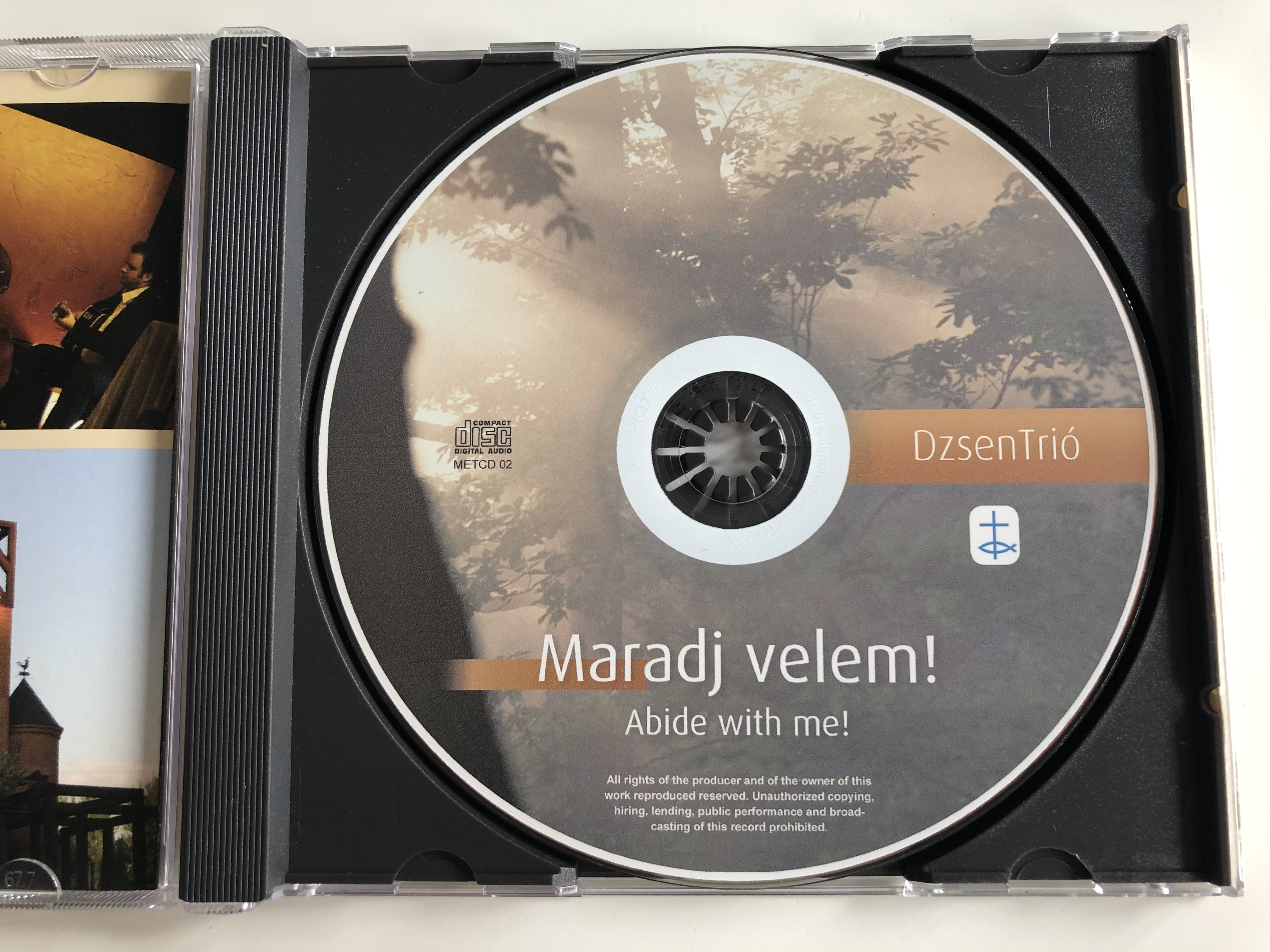 maradj-velem-abide-with-me-dzsentrio-audio-cd-2011-metcd-02-4-.jpg
