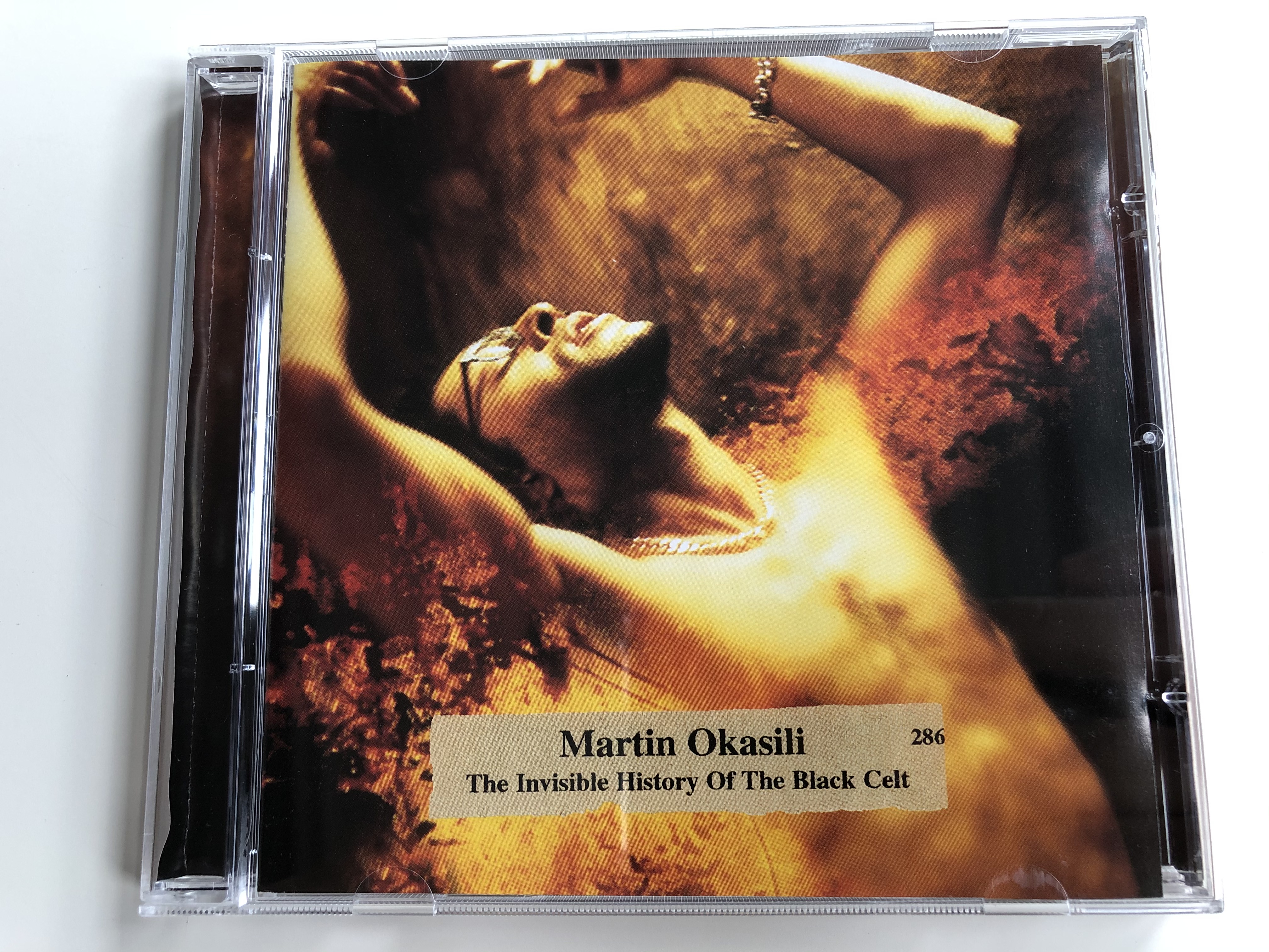 martin-okasili-the-invisible-history-of-the-black-celt-wea-audio-cd-1997-0630-14131-2-1-.jpg