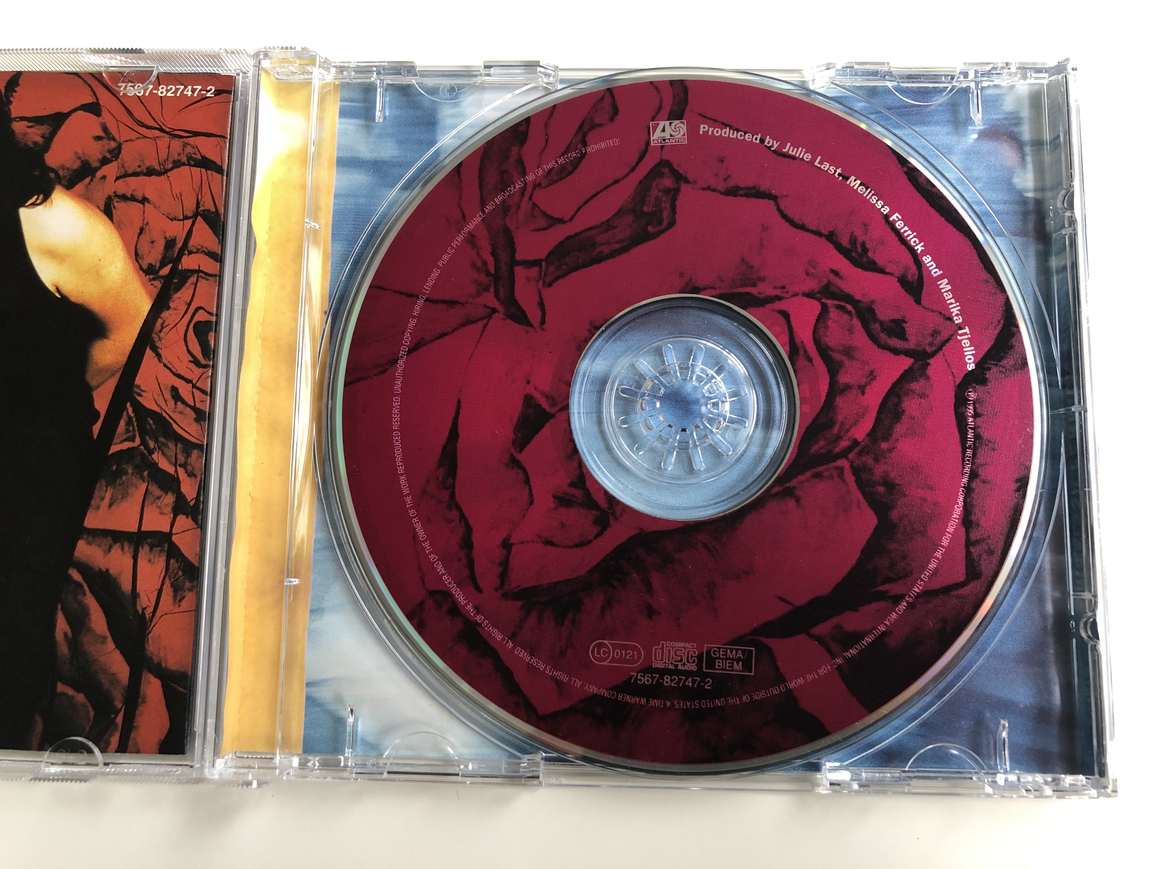 melissa-ferrick-willing-to-wait-atlantic-audio-cd-1995-7567-82747-2-3-.jpg
