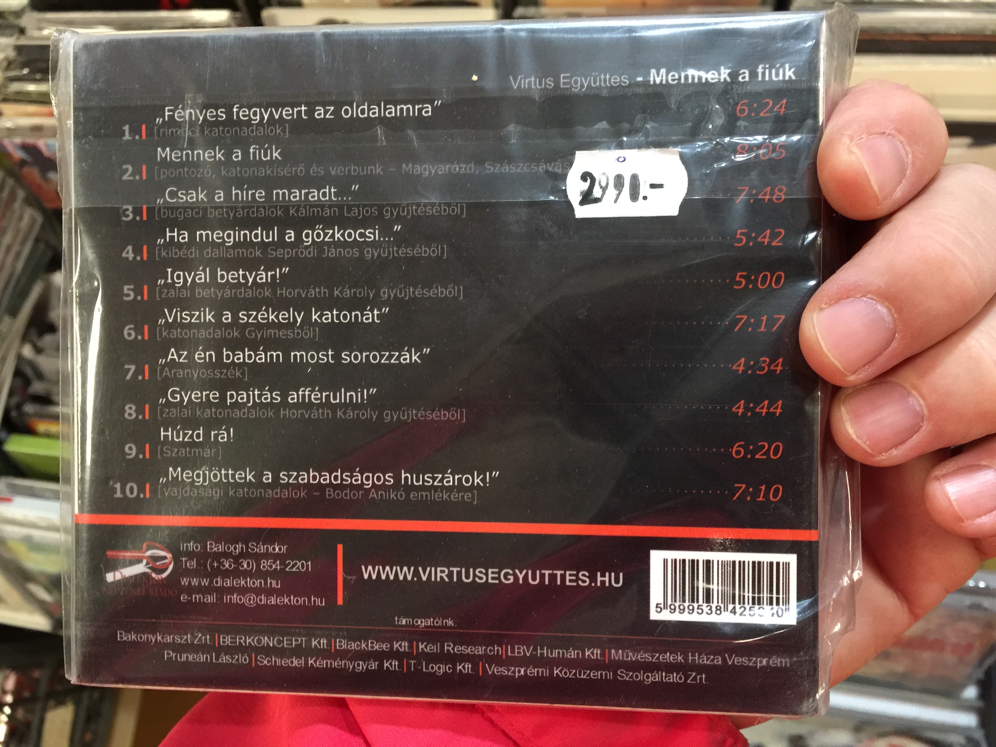 mennek-a-fi-k-virtus-egy-ttes-black-bee-audio-cd-2010-bscd-13-2-.jpg