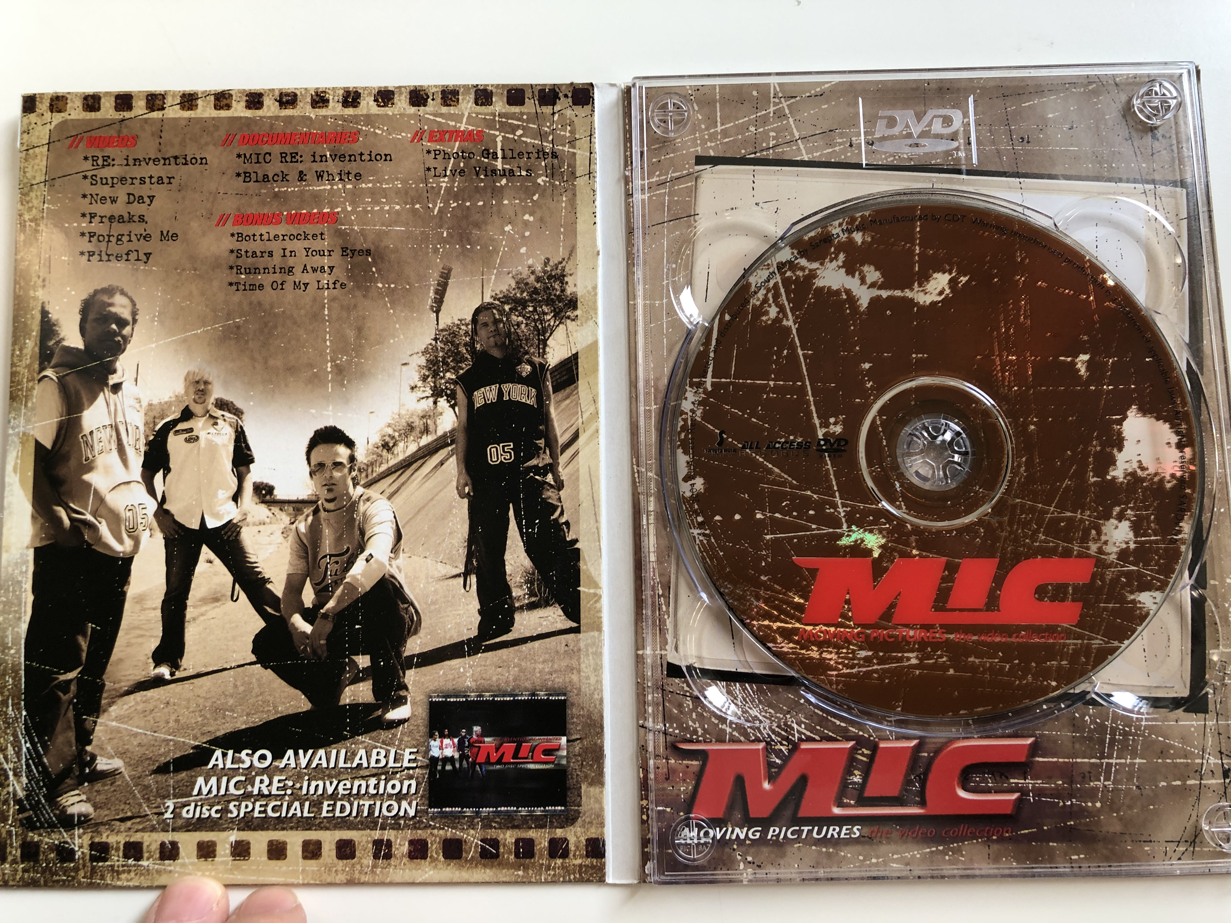 mic-moving-pictures-the-video-collection-dvd-2005-3.jpg