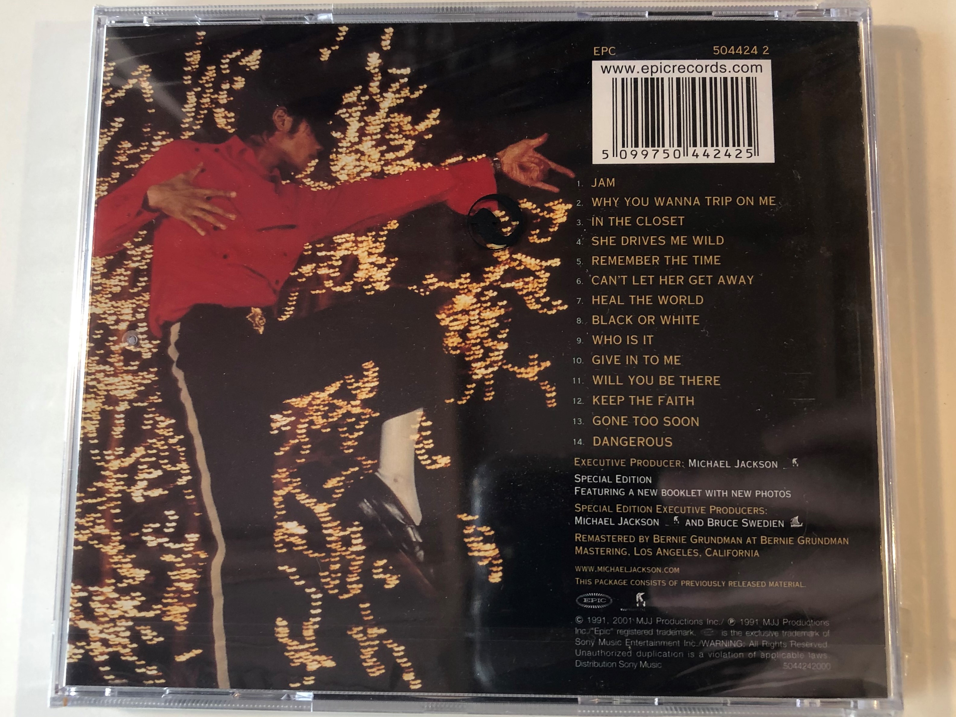 michael-jackson-dangerous-epic-audio-cd-2001-504424-2-2-.jpg