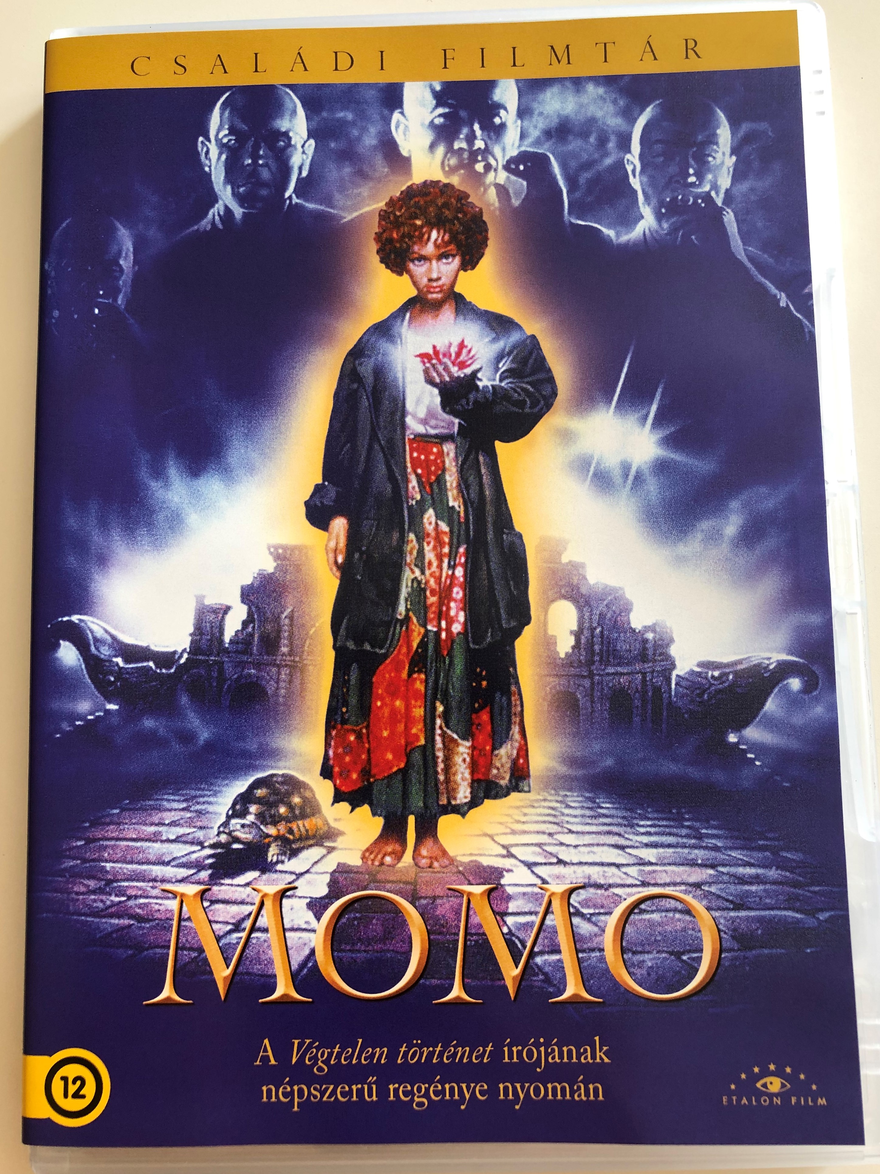momo-dvd-1986-directed-by-johannes-schaaf-starring-radost-bokel-mario-adorf-armin-mueller-stahl-sylvester-groth-leopoldo-trieste-1-.jpg