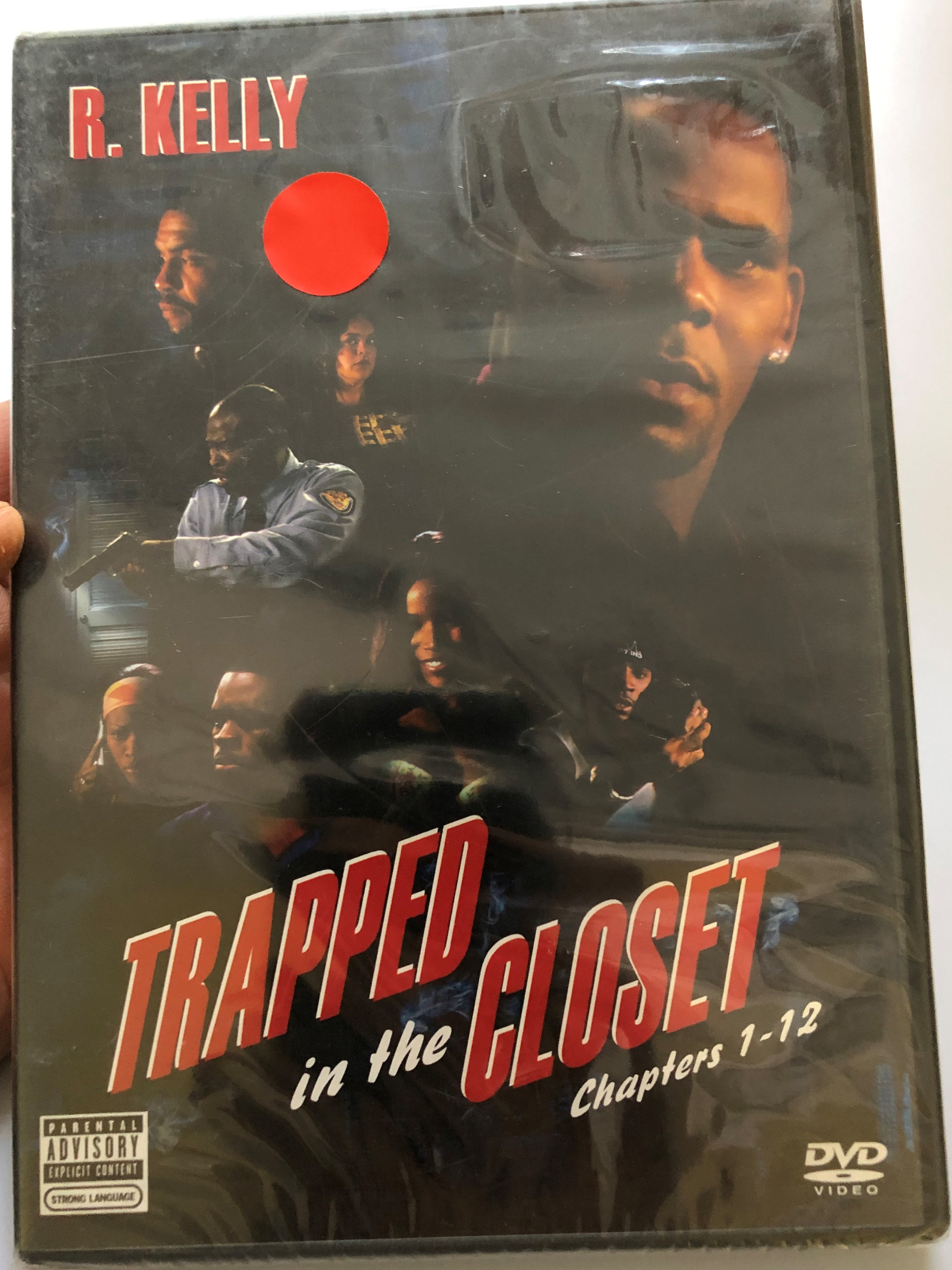 R. Kelly - Trapped in the Closet DVD 2005 Chapters 1-12 / Directed by R.  Kelly, Jim Swaffield / Starring: R. Kelly, Cat Wilson, Rolando A. Boyce,  LeShay Tomlinson / An opera by American R&B singer - Bible in My Language