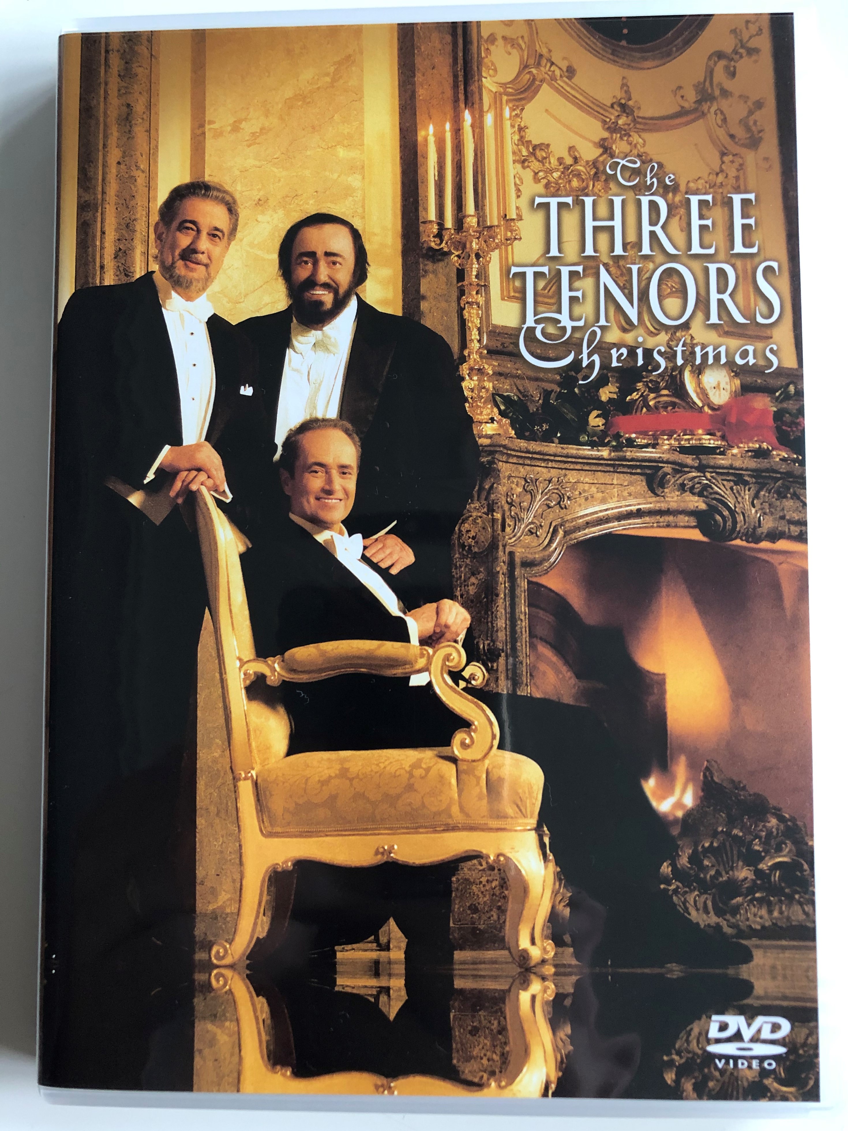The Three Tenors - Christmas DVD 1999 / Directed by David Mallet / José  Carreras, Plácido Domingo, Luciano Pavarotti / Vienna Symphony / Conducted  by Steven Mercurio / Recorded LIVE at the Konzerthaus, Vienna, Austria /  Sony Entertainment ...