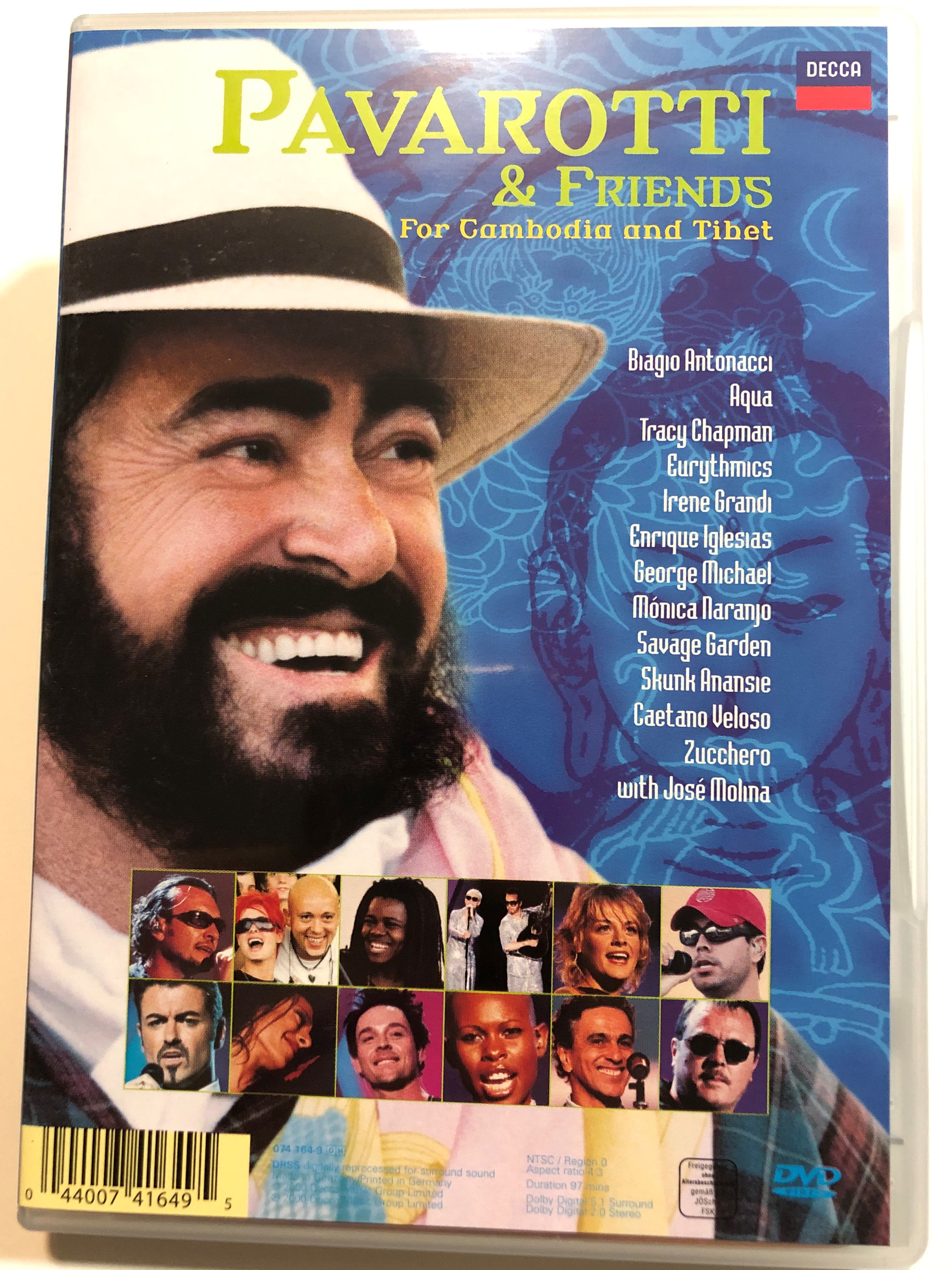 Pavarotti & friends DVD 2000 For Cambodia and Tibet / Aqua, Eurythmics,  Enrique Iglesias, Savage Garden, José Molina / Includes Bonus - My Heart's  Delight - Nuccia Focile soprano - Bible in My Language