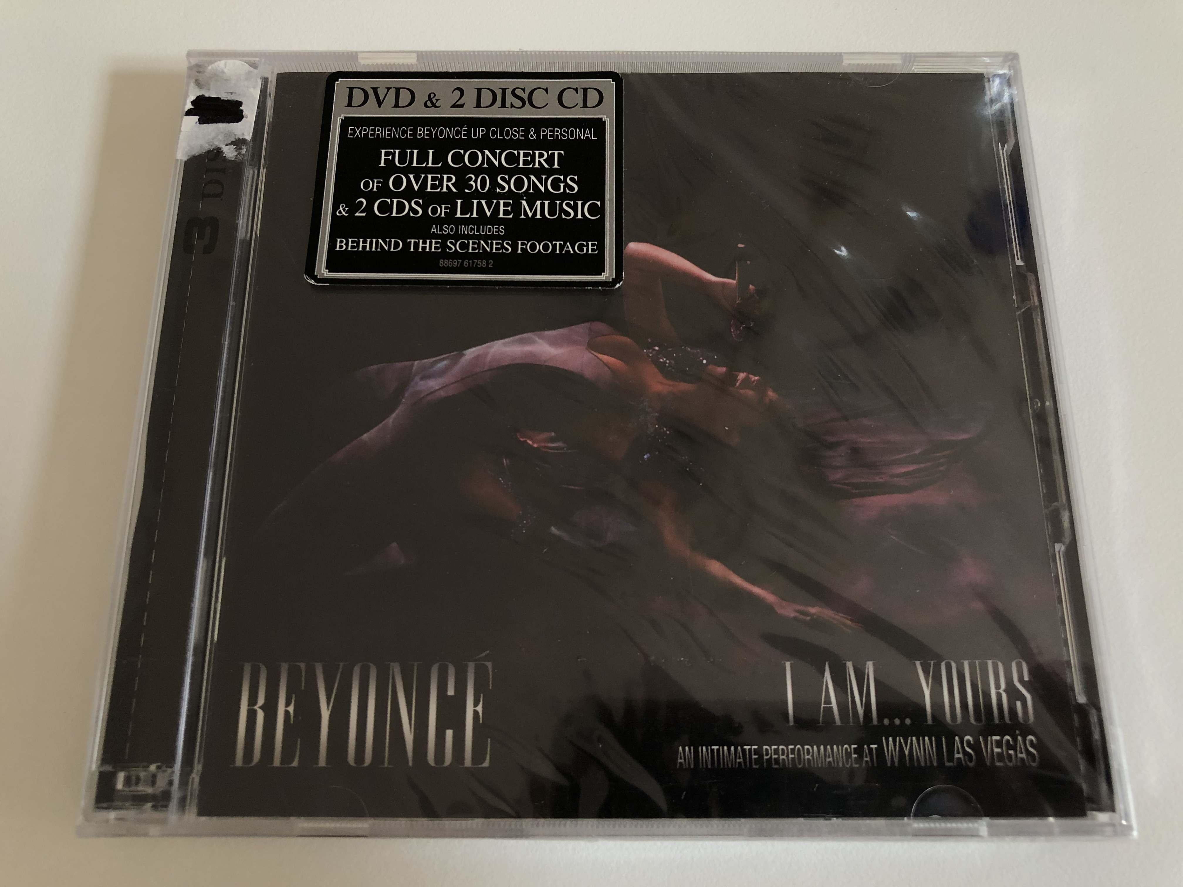 Beyoncé – I Am... Yours: An Intimate Performance At Wynn Las Vegas /  Experience Beyonce Up Close & Personal Full Concert Of Over 30 Songs & 2  CDs Of Live Music /