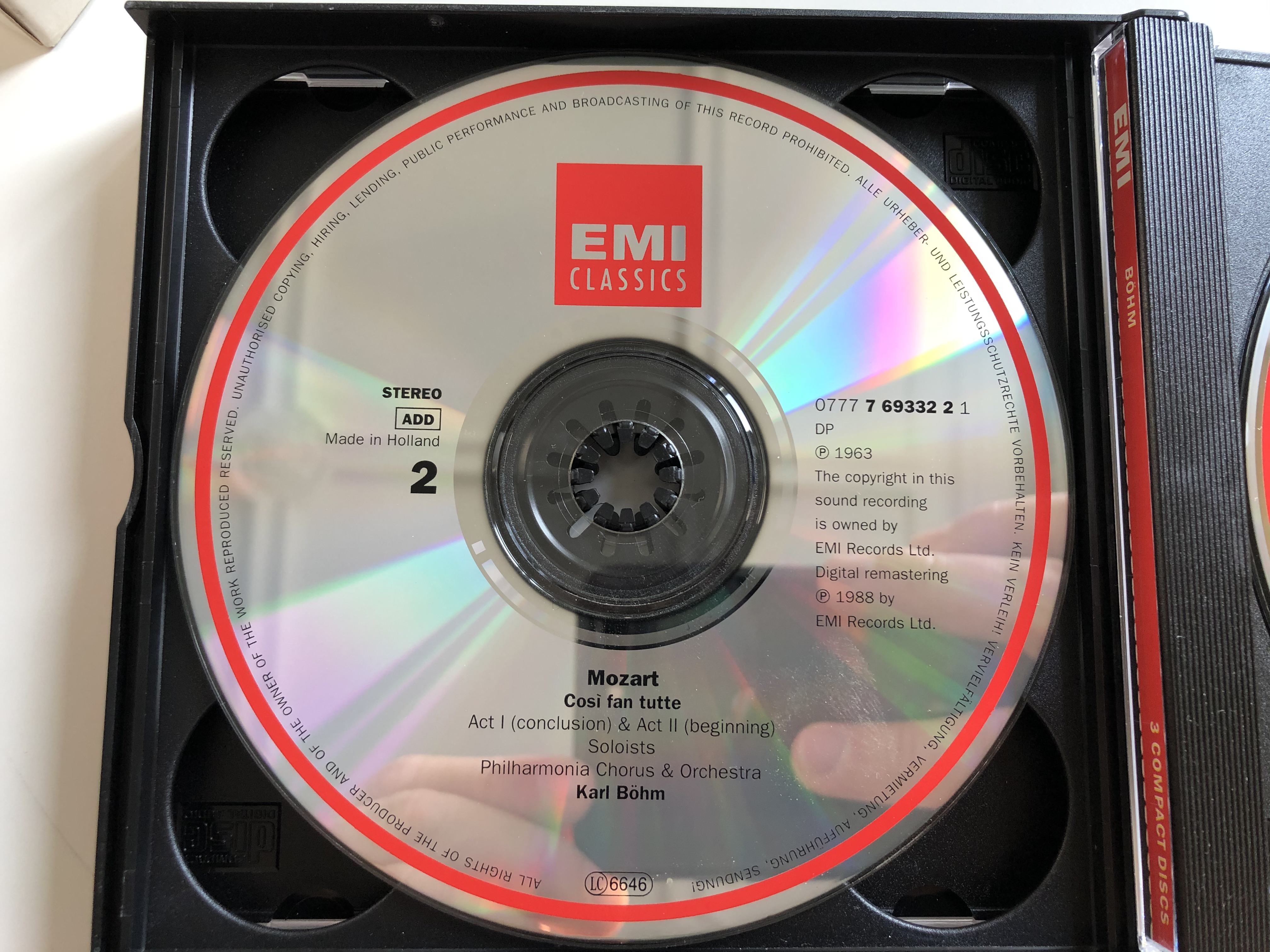 mozart-cos-fan-tutte-schwarzkopf-ludwig-kraus-taddei-steffek-berry-philharmonia-orchestra-and-chorus-b-hm-emi-classics-3x-audio-cd-1988-stereo-0777-7-69330-2-3-5-.jpg