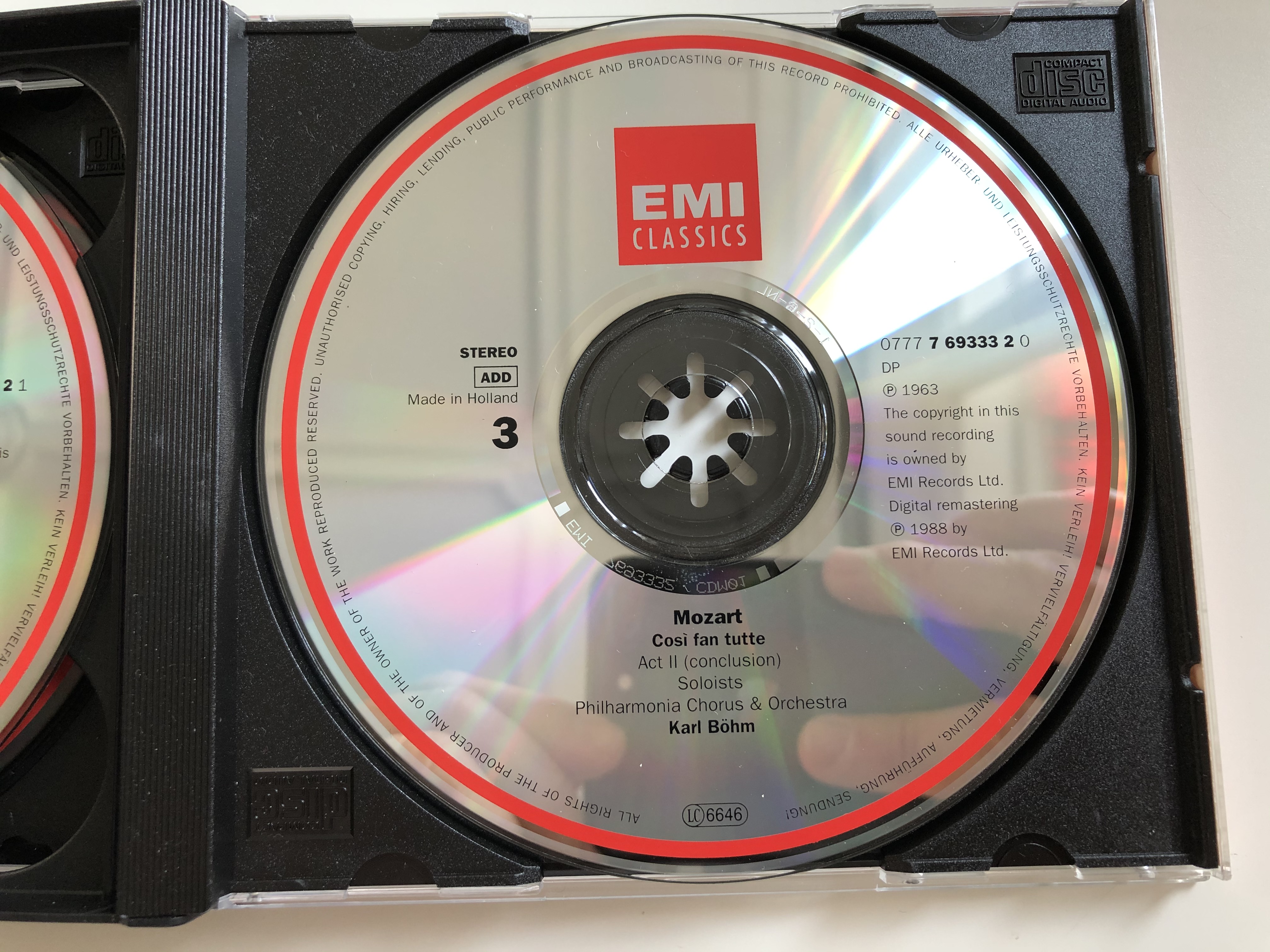 mozart-cos-fan-tutte-schwarzkopf-ludwig-kraus-taddei-steffek-berry-philharmonia-orchestra-and-chorus-b-hm-emi-classics-3x-audio-cd-1988-stereo-0777-7-69330-2-3-6-.jpg