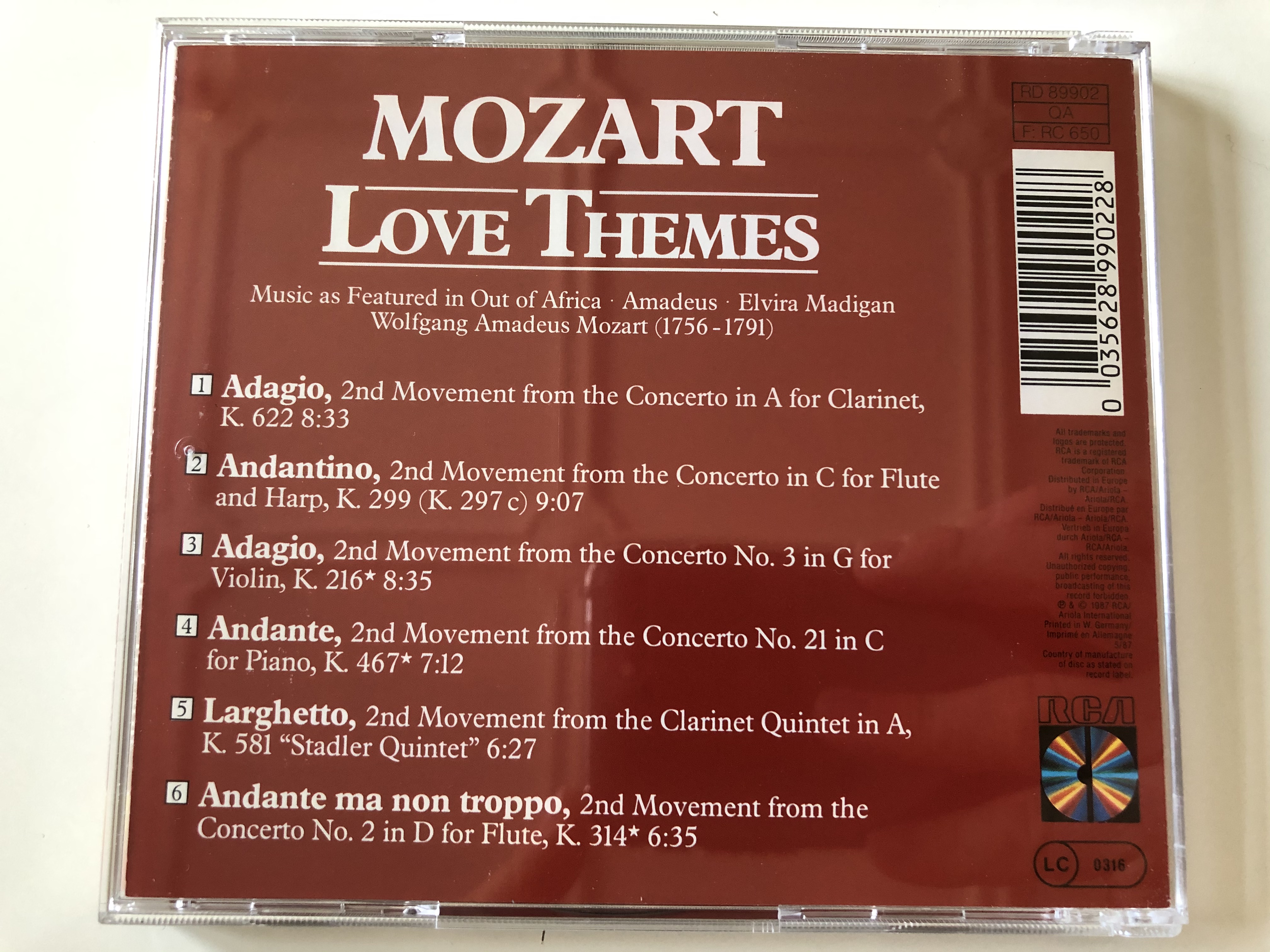 mozart-love-themes-music-as-featured-in-out-of-africa-amadeus-elvira-madigan-rca-red-seal-audio-cd-rd-89902-5-.jpg